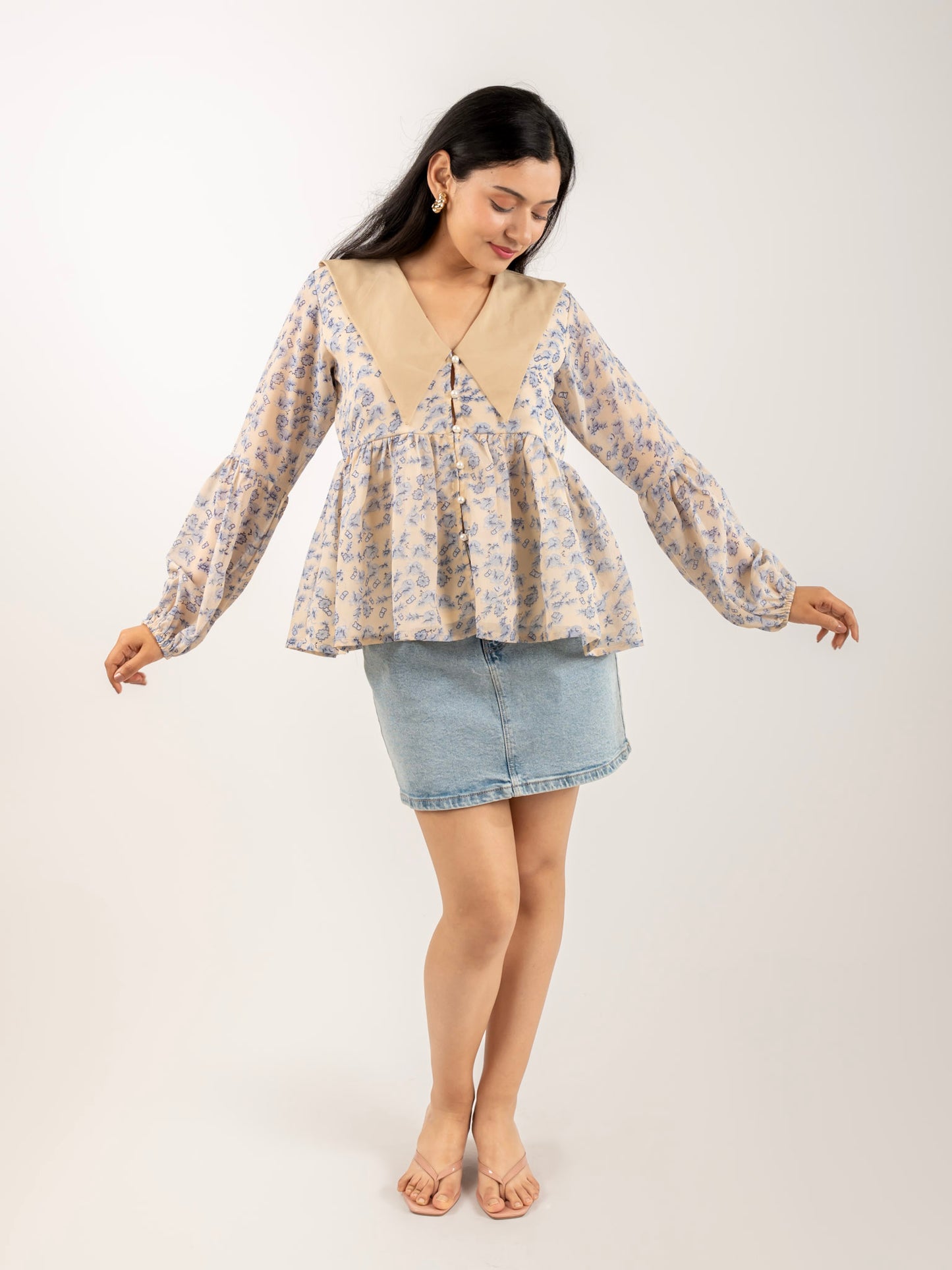 MONOMEE KIKI PETER PAN COLLAR TOP