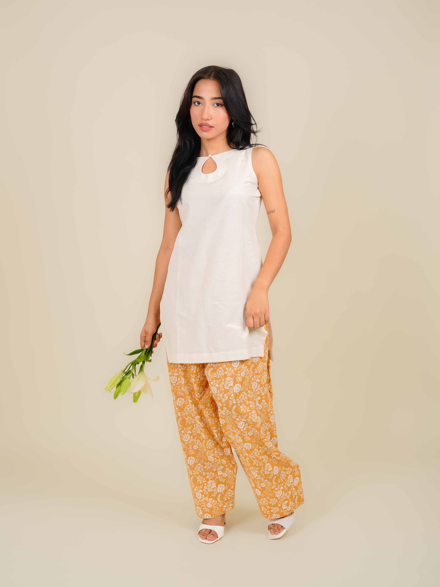 MONOMEE DIA FARSHI SALWAR SUIT SET