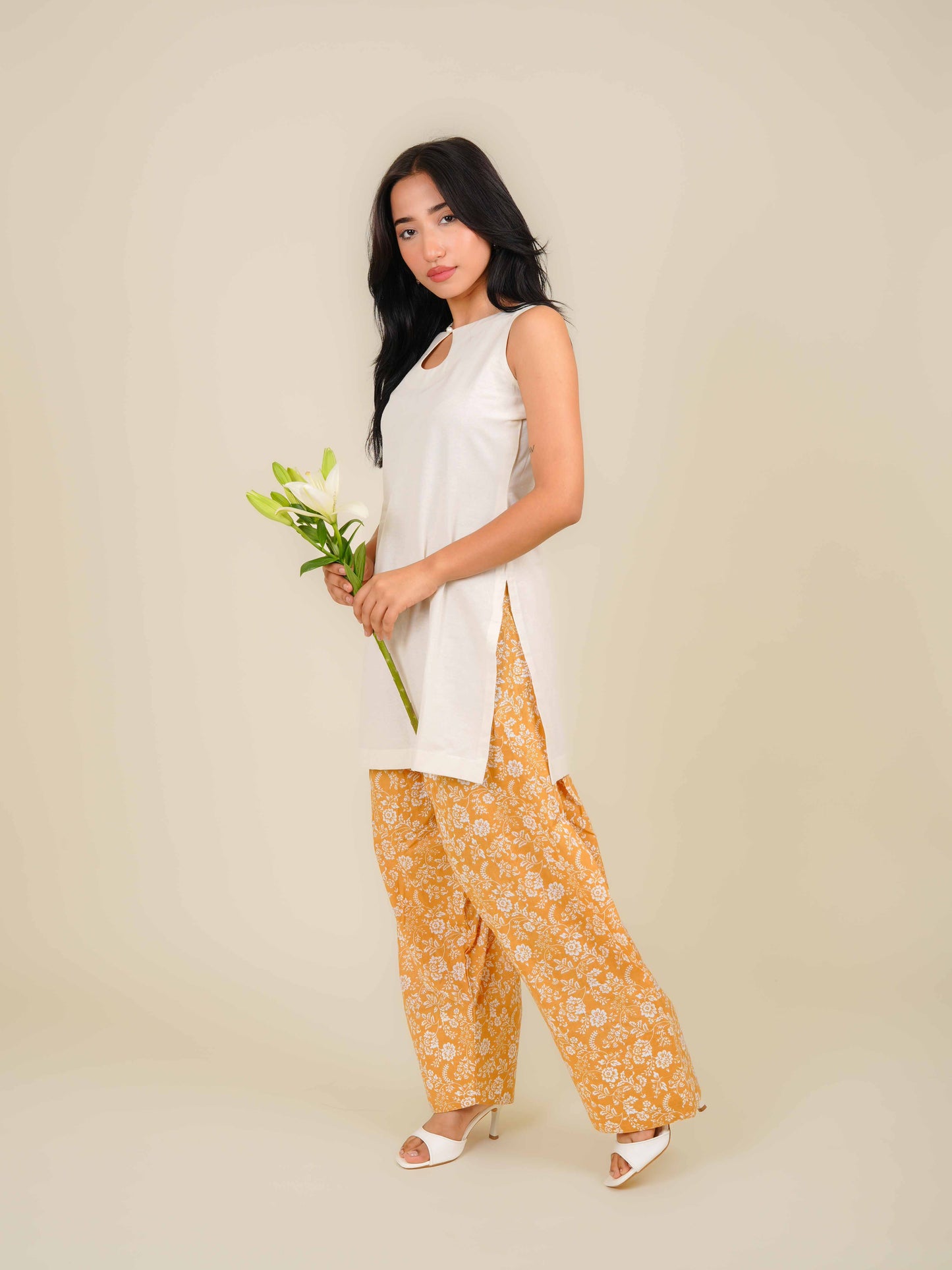 MONOMEE DIA FARSHI SALWAR SUIT SET
