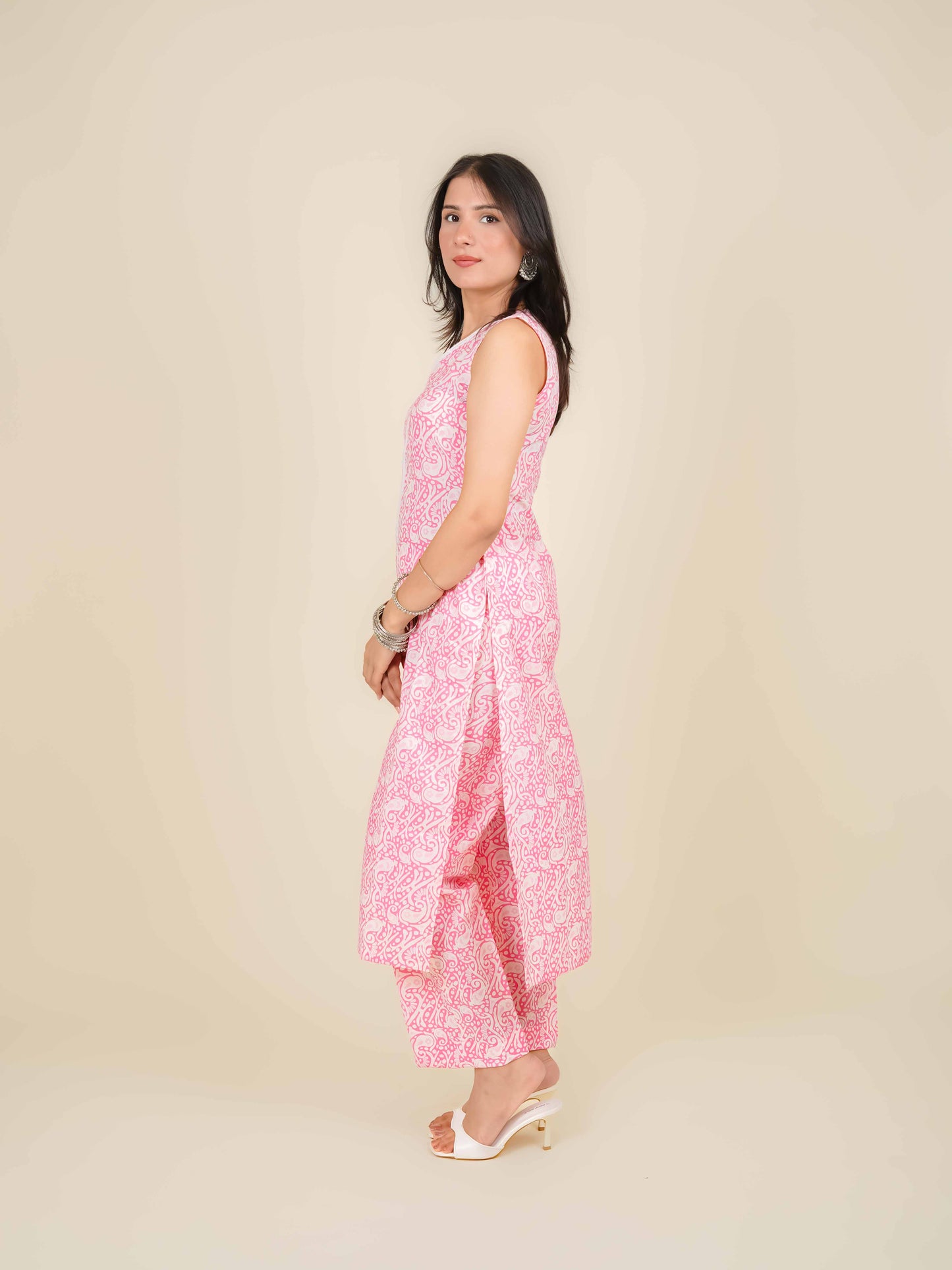 MONOMEE TANVI PINK LACE FLORAL SUIT SET
