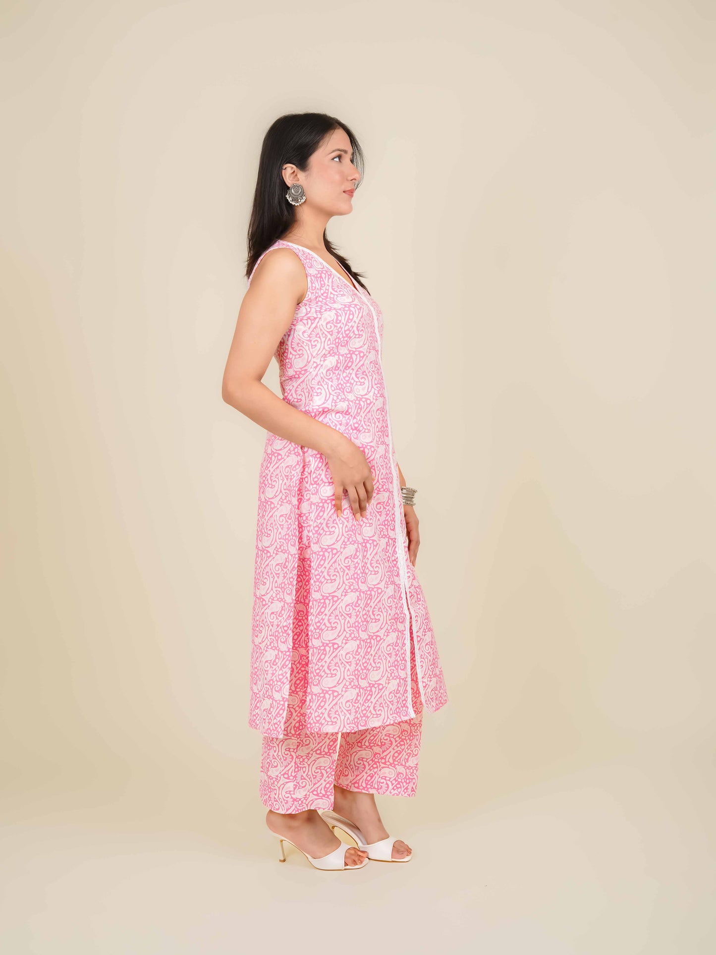 MONOMEE TANVI PINK LACE FLORAL SUIT SET