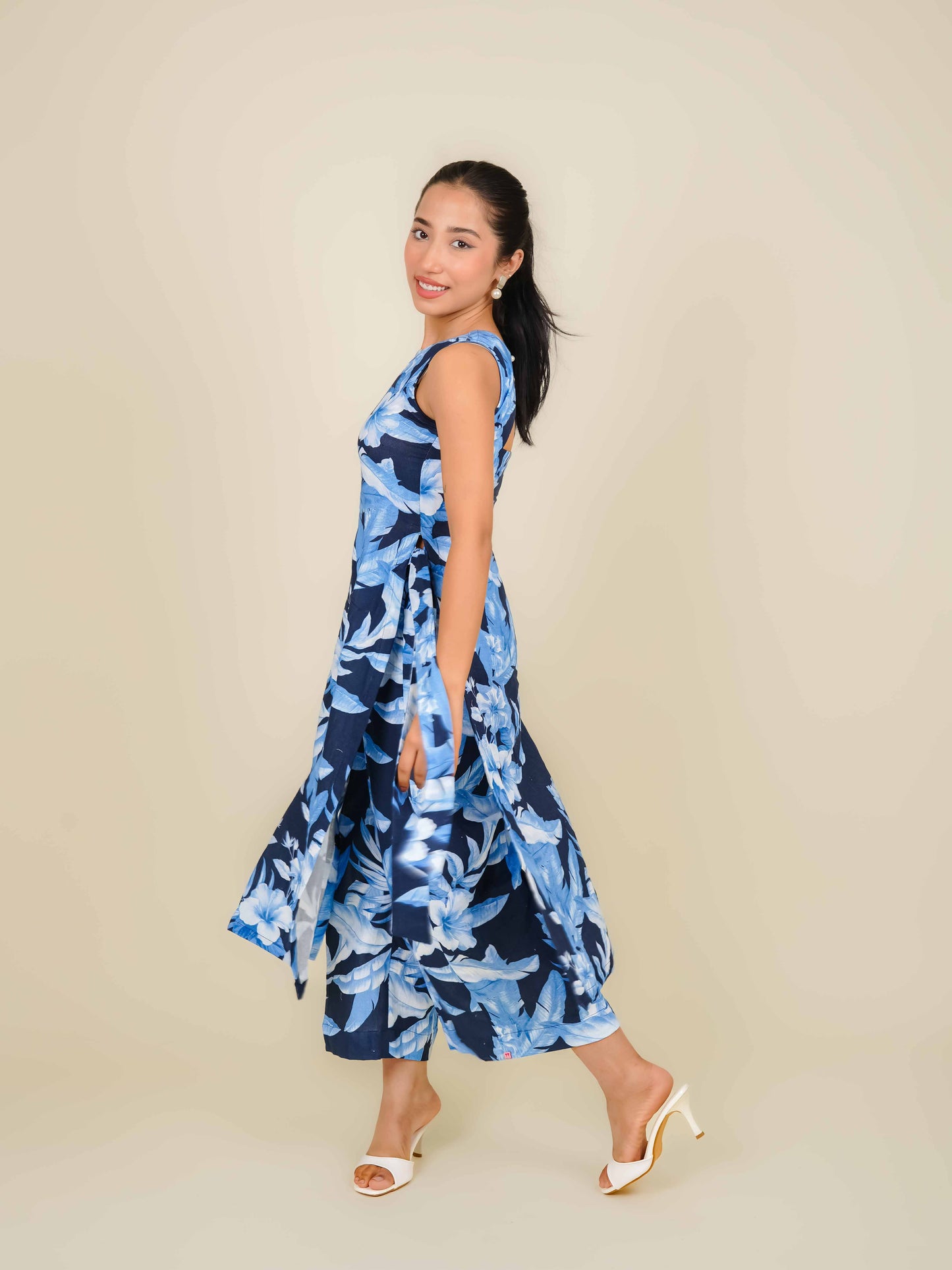 MONOMEE OJASVI BLUE FLORAL SUIT SET