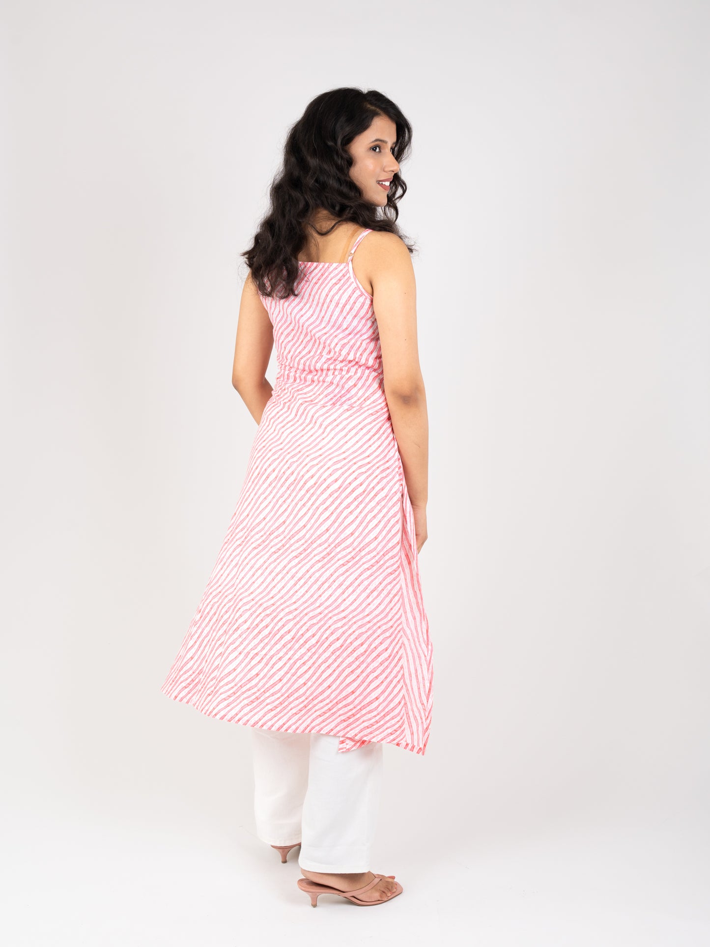 MONOMEE KIARA PINK LEHERIYA KURTI