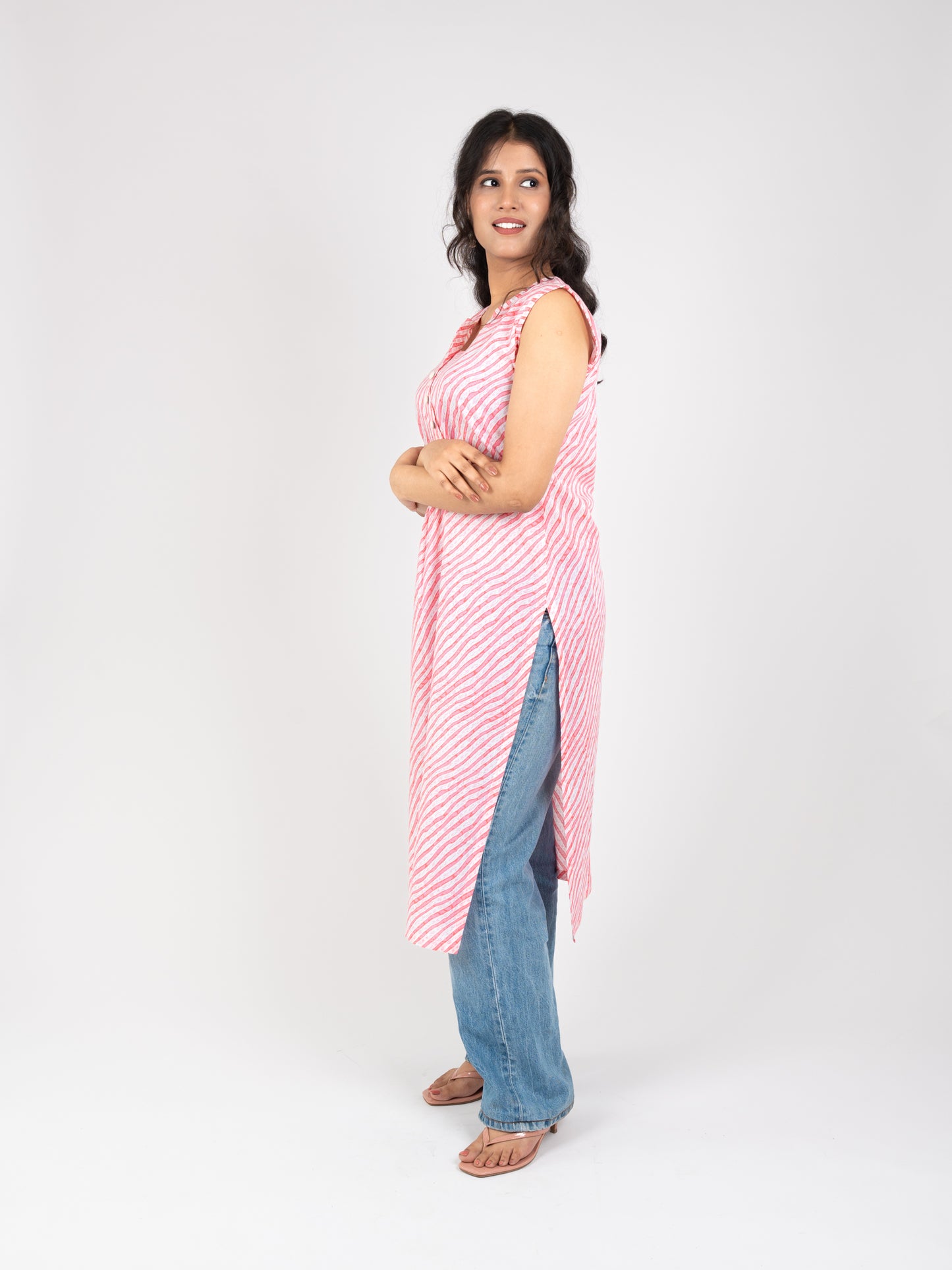 MONOMEE TRISHA LEHERIYA BUTTON KURTI