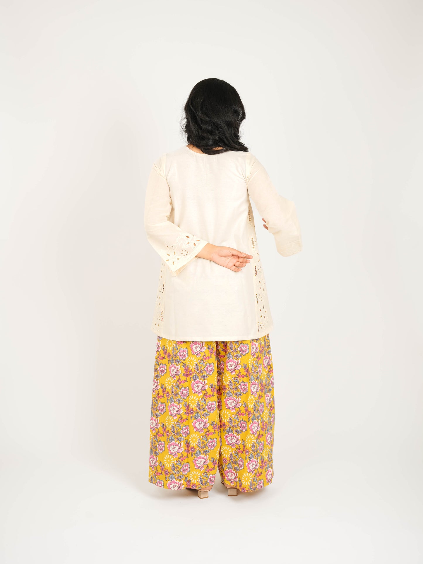 MONOMEE MIHIRA FARSHI SALWAR KURTA SET