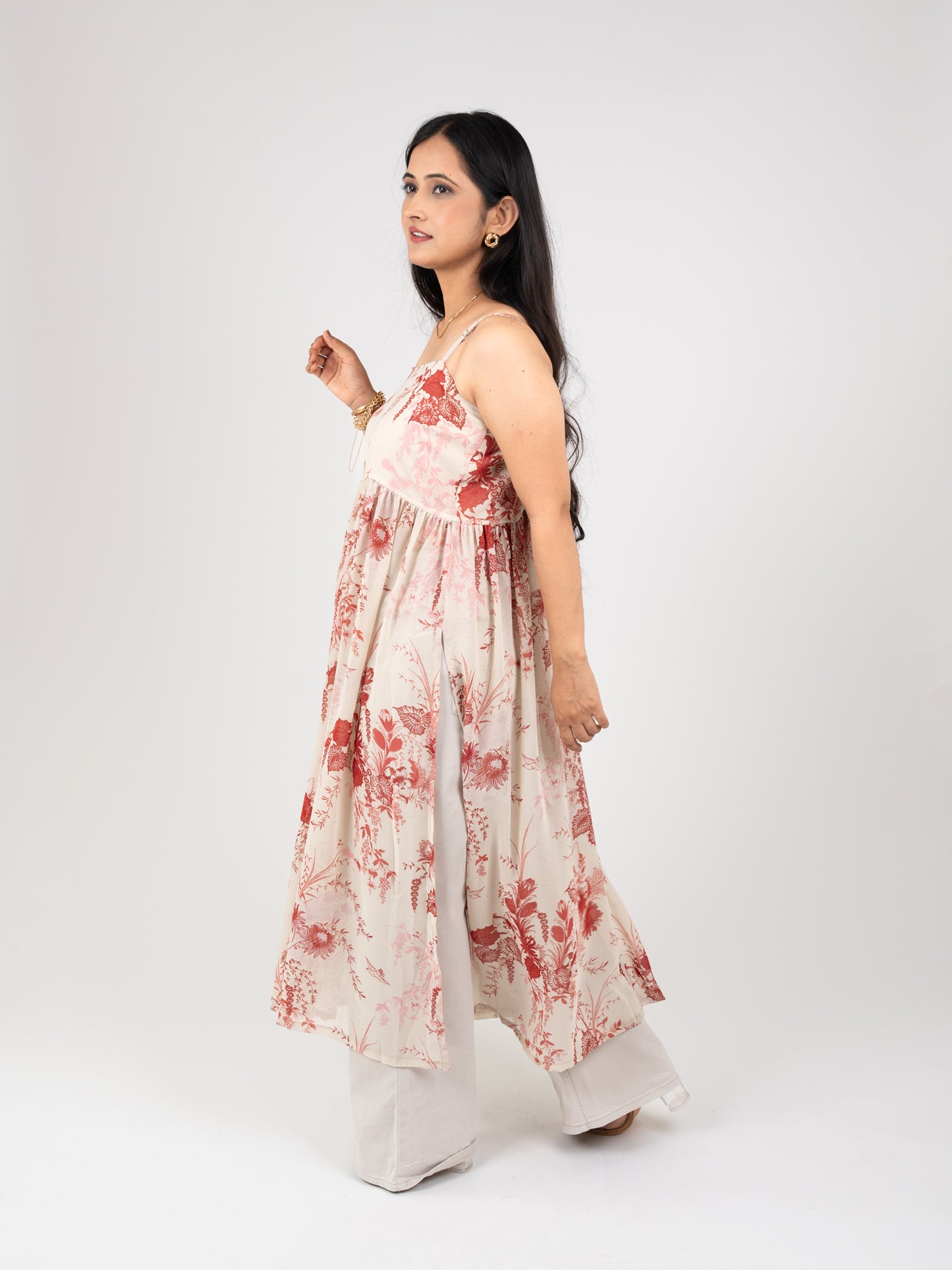 MONOMEE AALIA FLORAL NAYRA CUT GEORGETTE KURTI