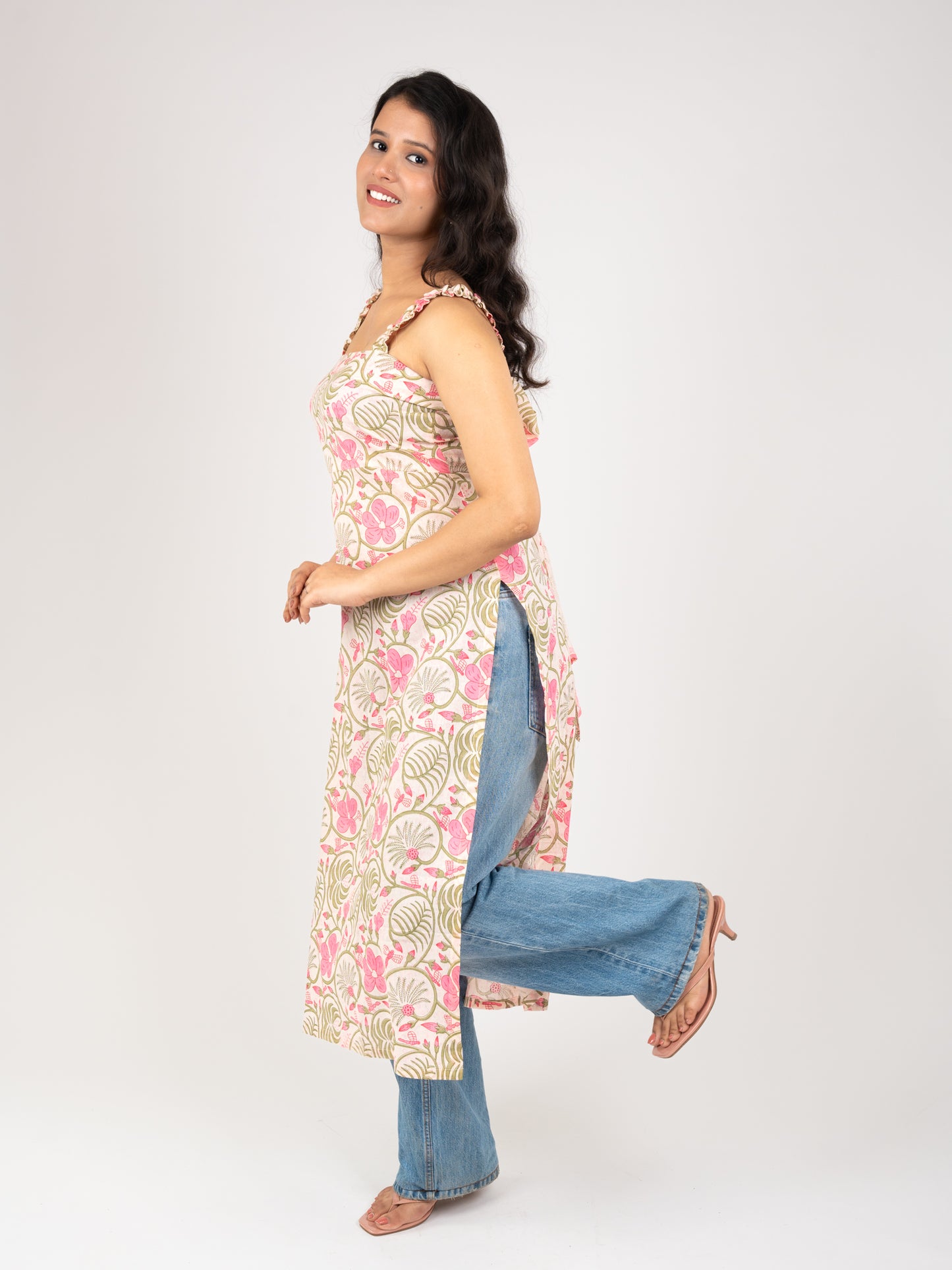 MONOMEE GULAB PRINTED BOW TIE KURTI