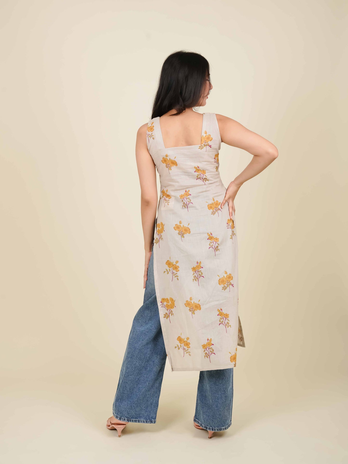 MONOMEE ARIELLA GREY FLORAL KURTA