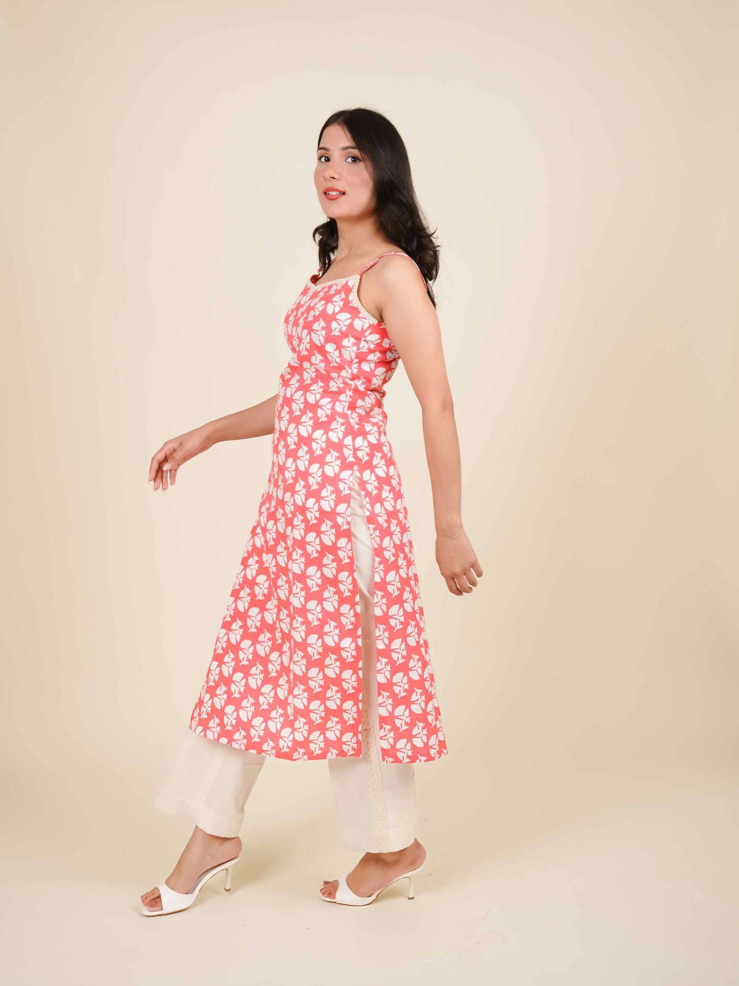MONOMEE RIA CORAL STRAIGHT KURTA