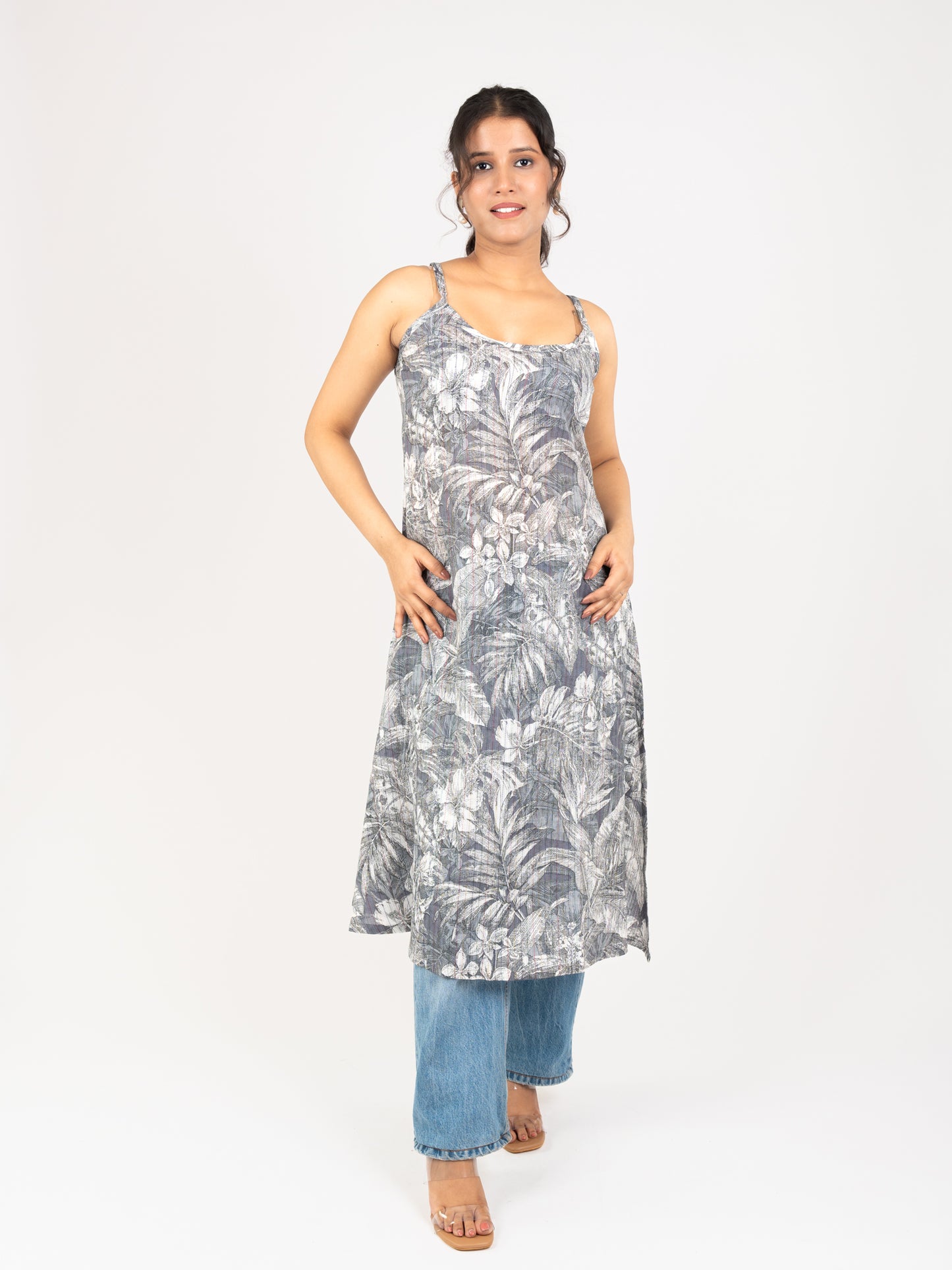 MONOMEE XITI GREY FLORAL KANTHA EMBROIDERED KURTI