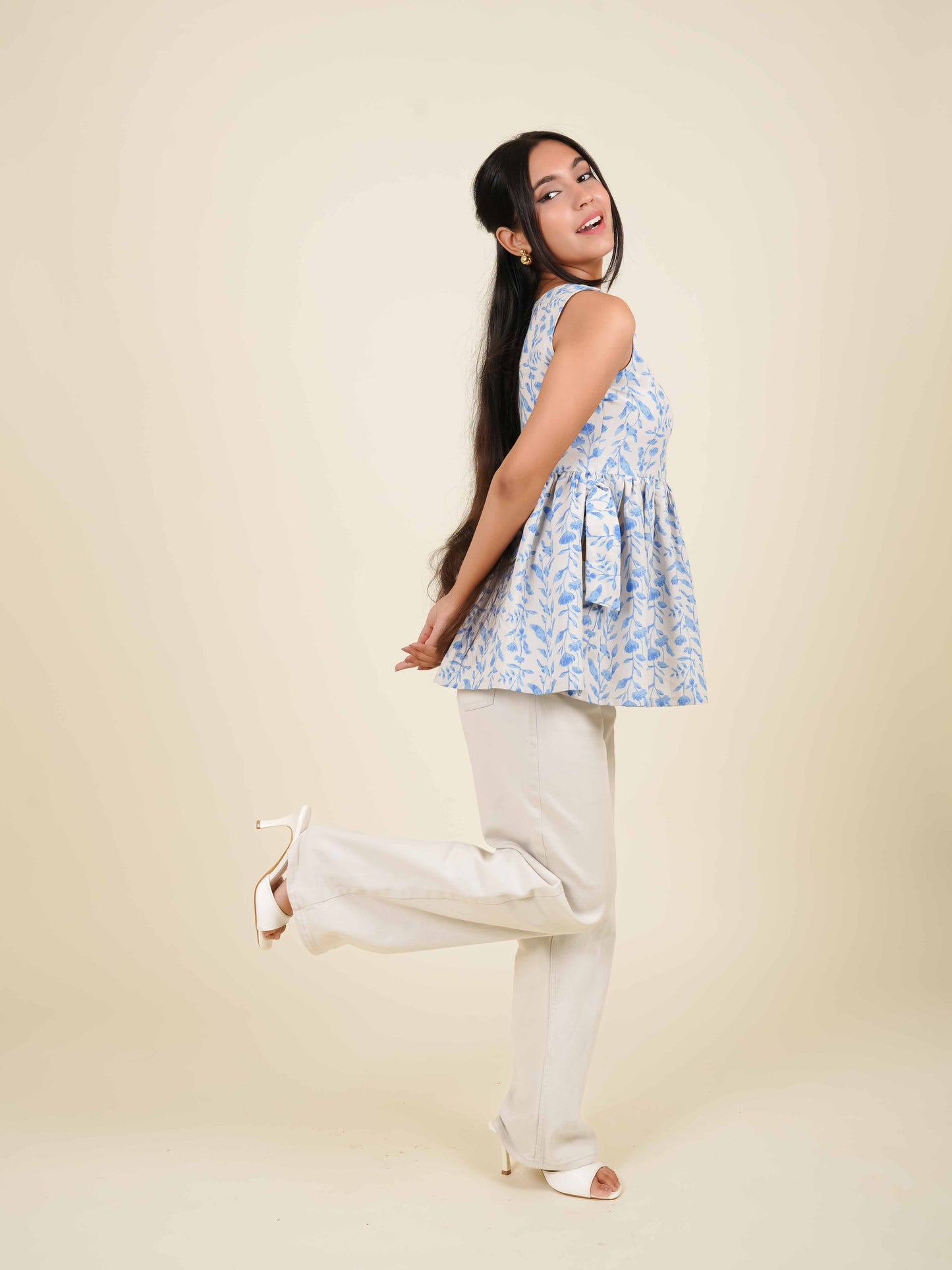 MONOMEE SAMAH BLUE FLORAL BOW TIE SHORT KURTI