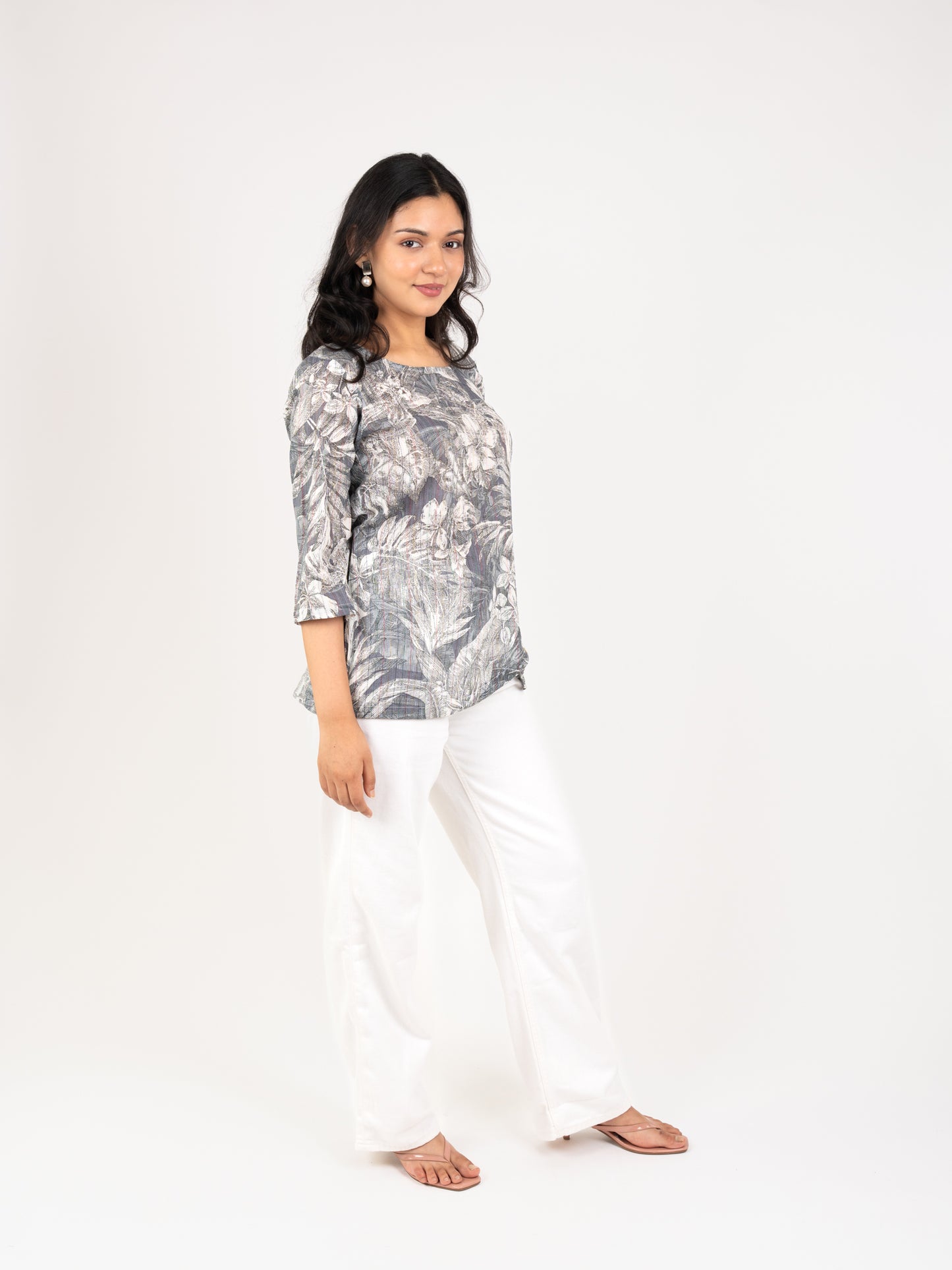 MONOMEE URVI GREY COTTON KANTHA TOP