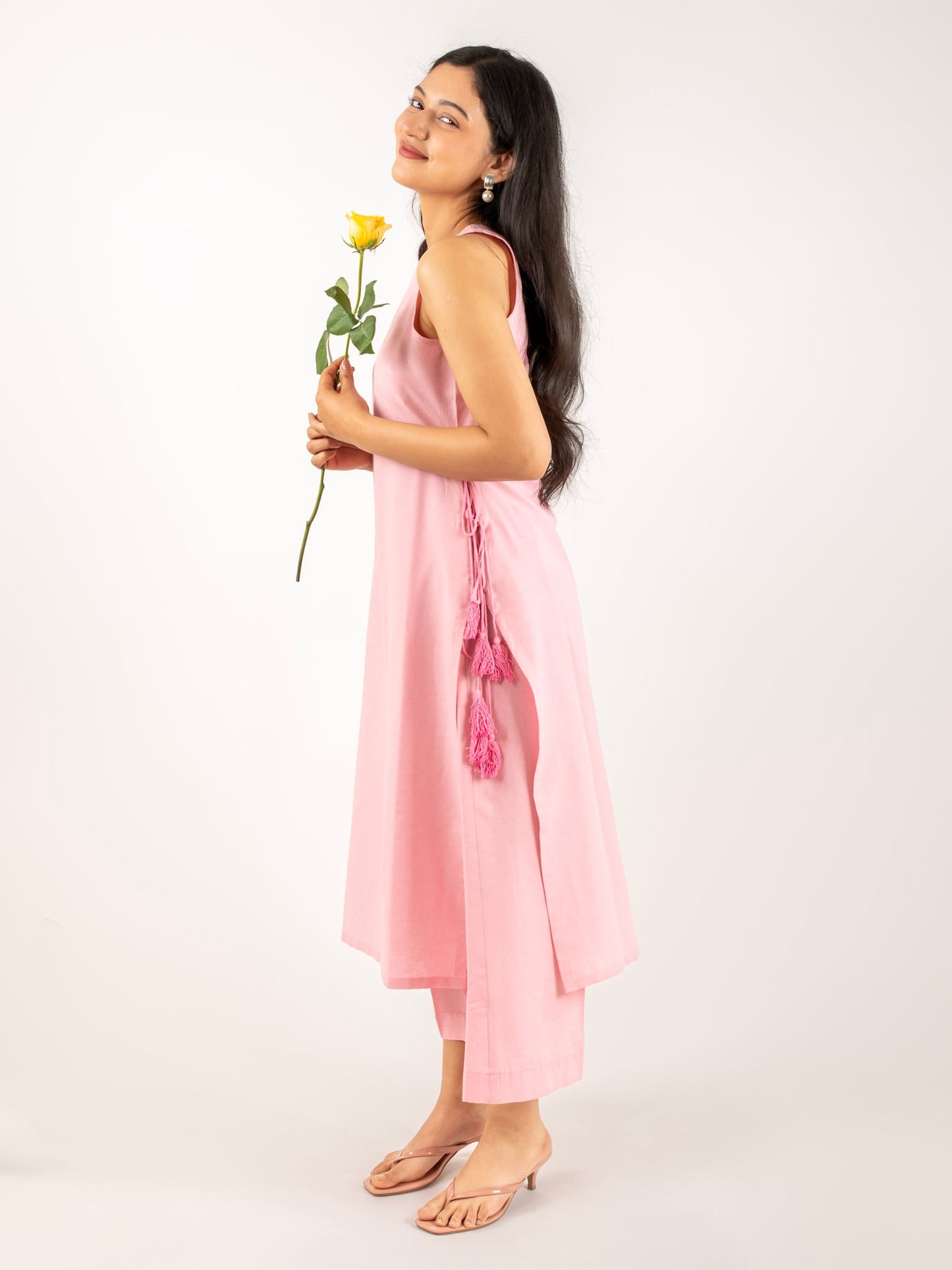 MONOMEE GIVA PINK KURTA SET