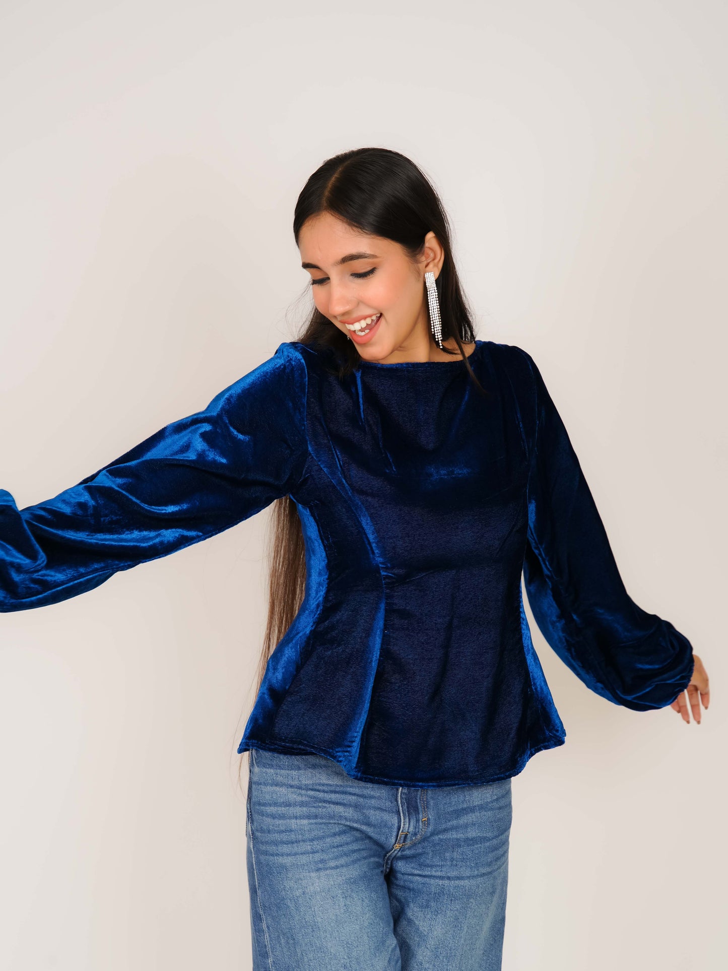 MONOMEE AGATHA BLUE VELVET TOP