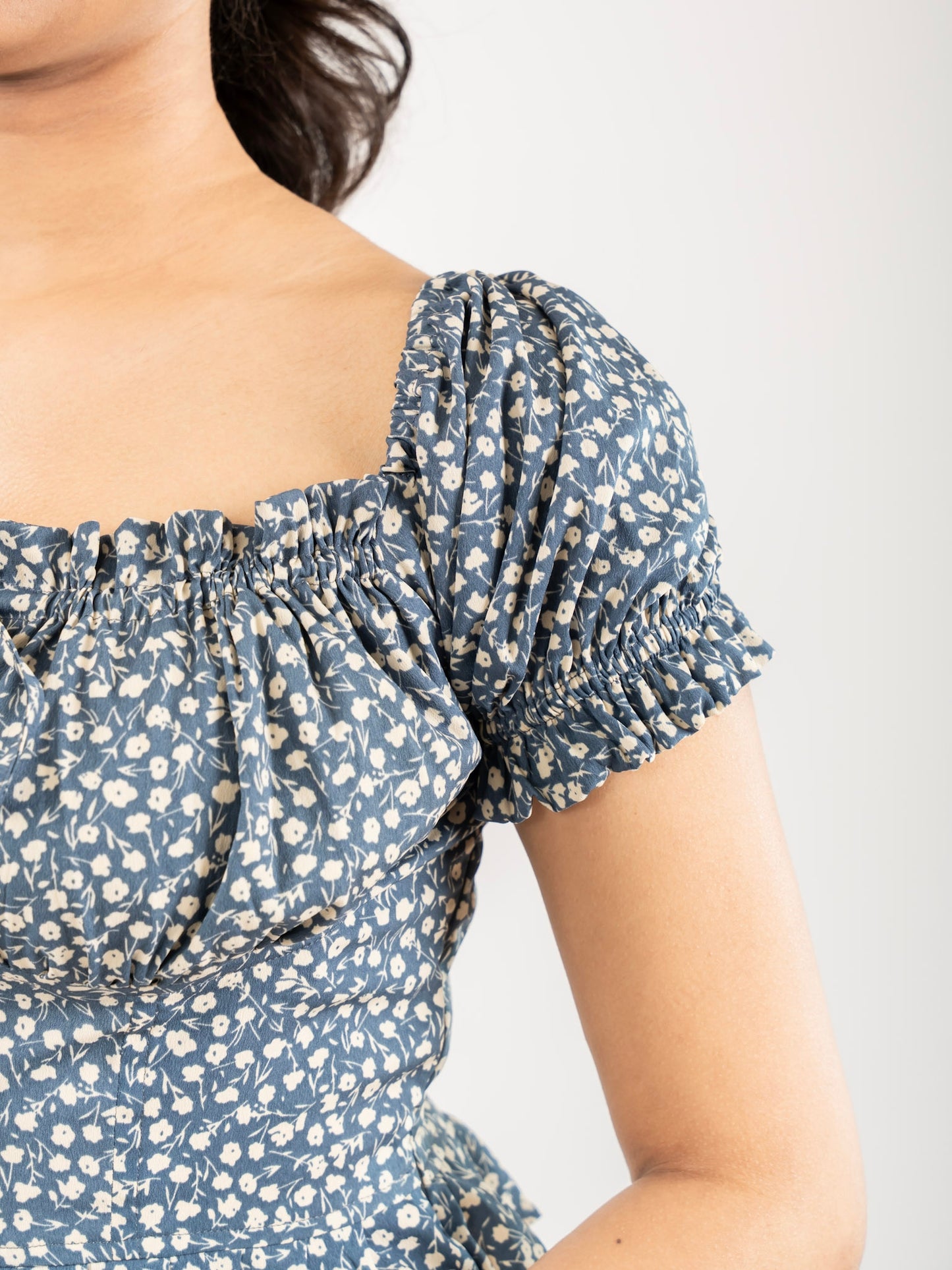 MONOMEE ANYA FLORAL PRINT BLUE CROP TOP