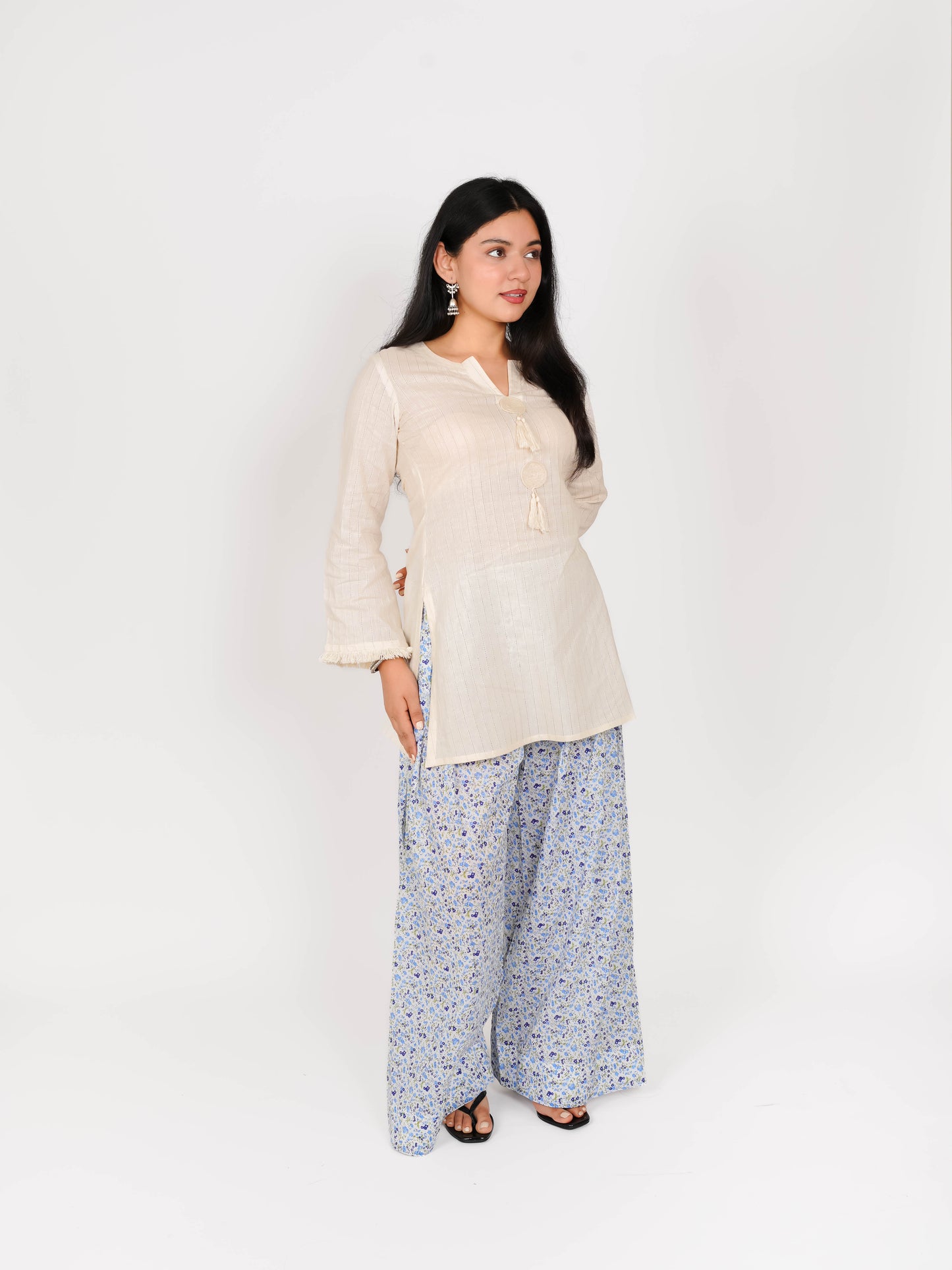 MONOMEE REVA OFF-WHITE & BLUE FLORAL FARSHI SALWAR SET