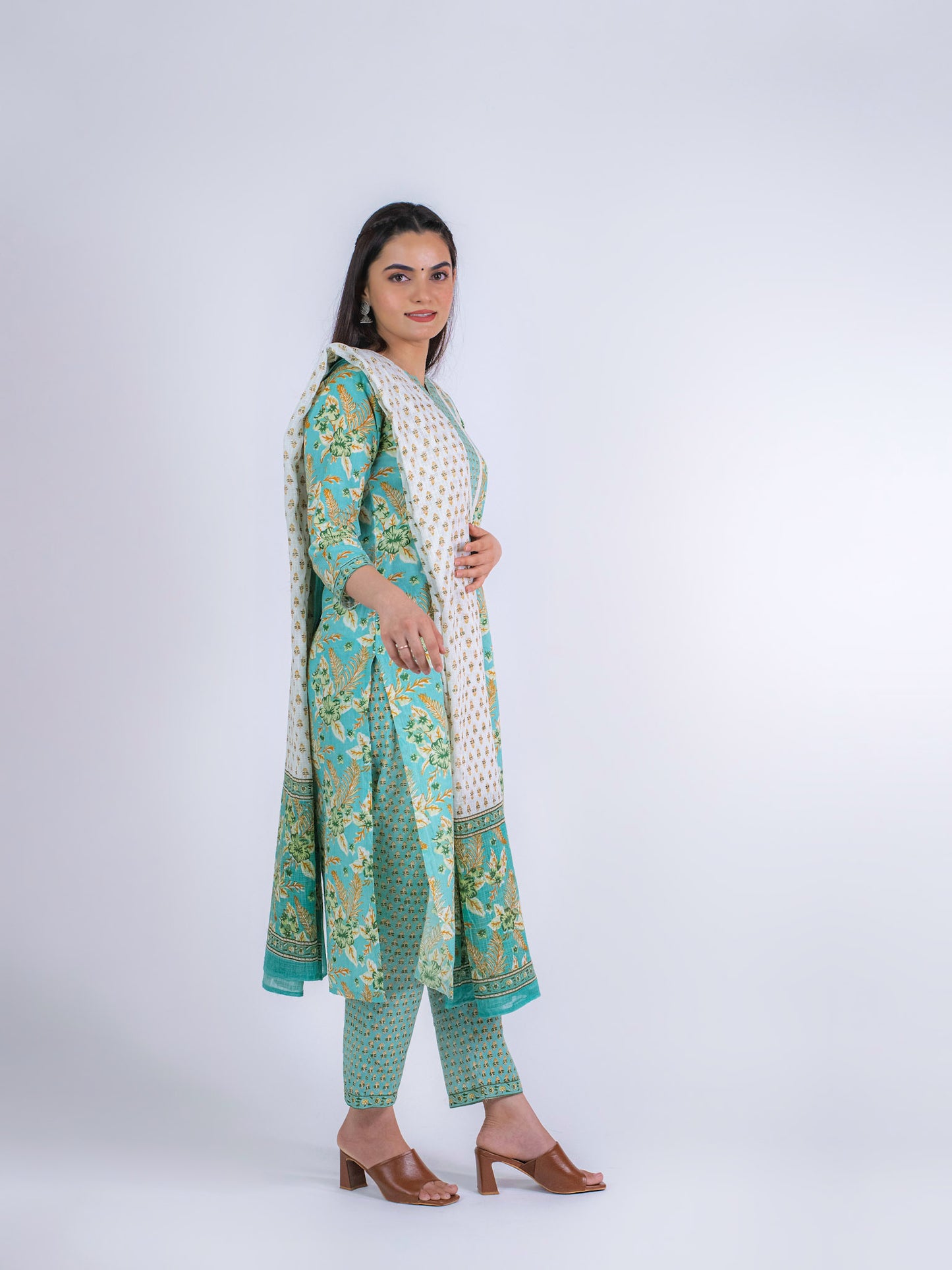 MUGDHA KURTA SET