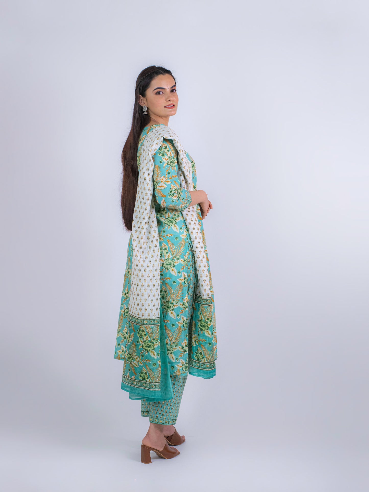 MUGDHA KURTA SET