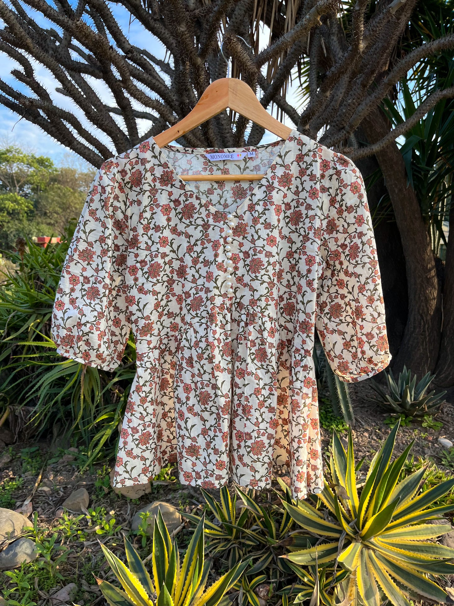 BANHI WHITE FLORAL PRINTED KURTI TOP