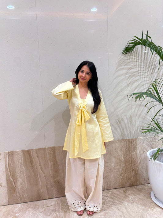 MONOMEE JASMIN SCHIFFLI BOW DETAIL FARSHI KURTA SET