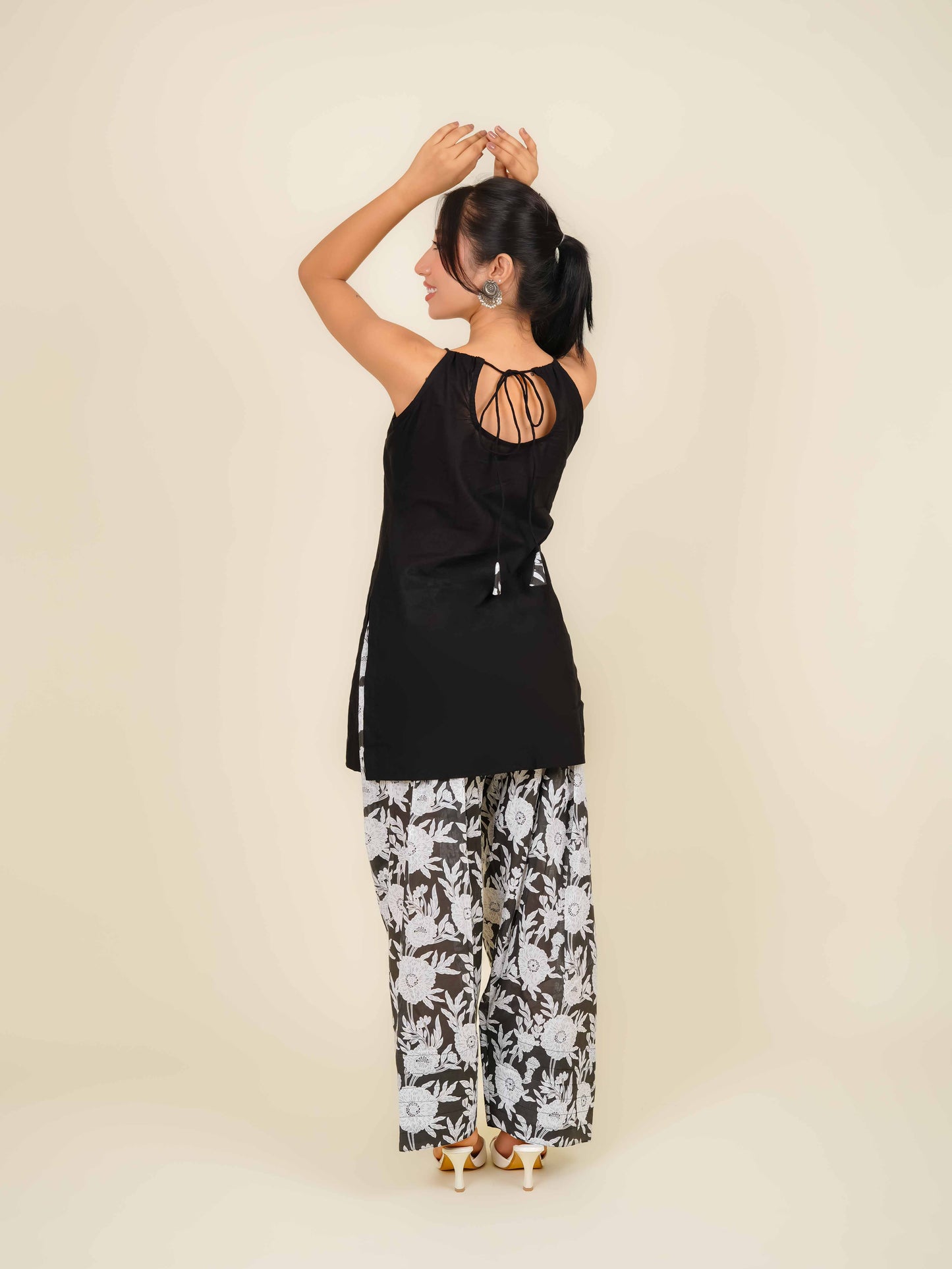 MONOMEE AMARA FARSHI SALWAR SUIT SET