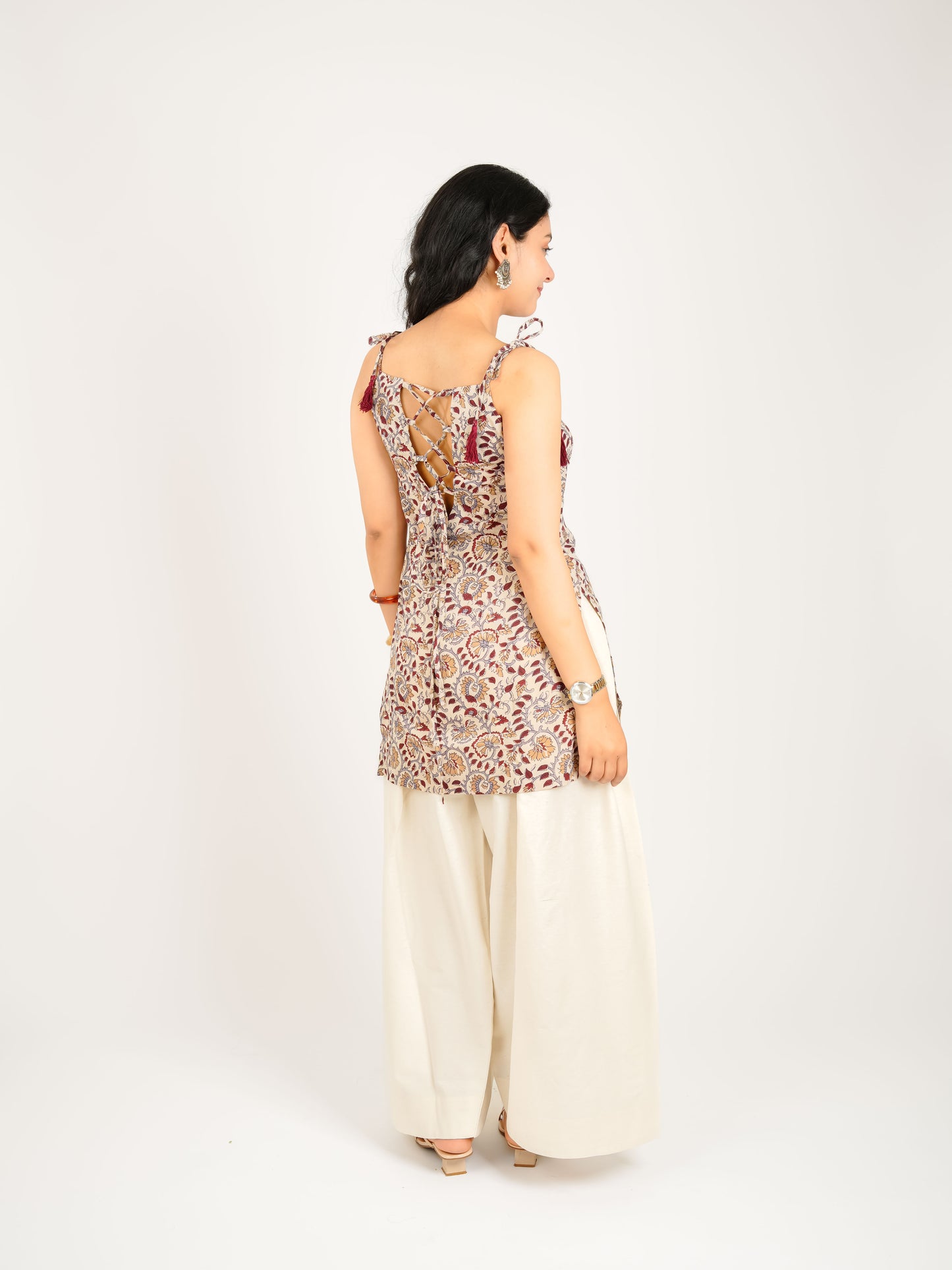 MONOMEE RIVA BEIGE FLORAL BACKLESS FARSHI SALWAR KURTA SET