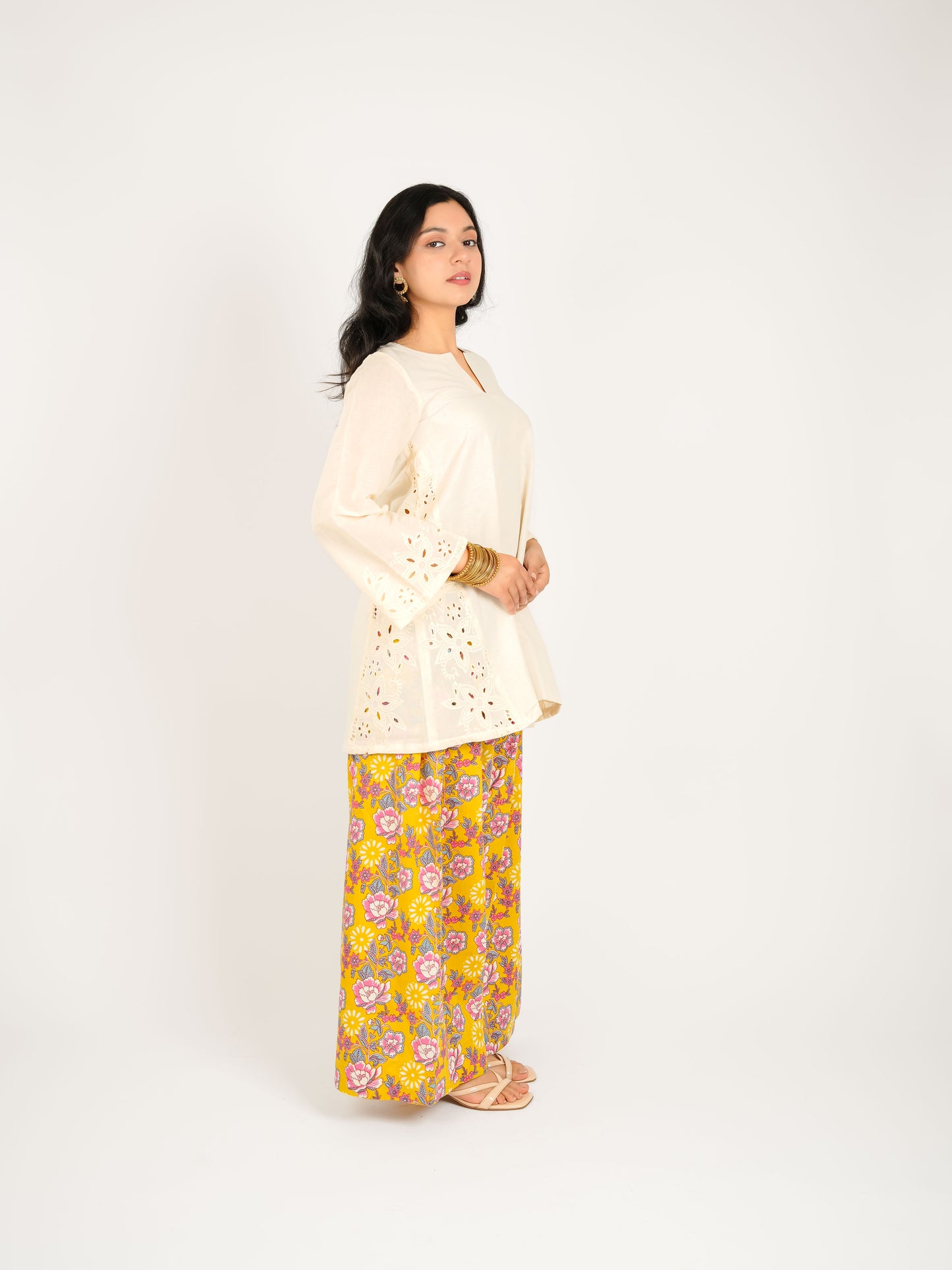 MONOMEE MIHIRA FARSHI SALWAR KURTA SET
