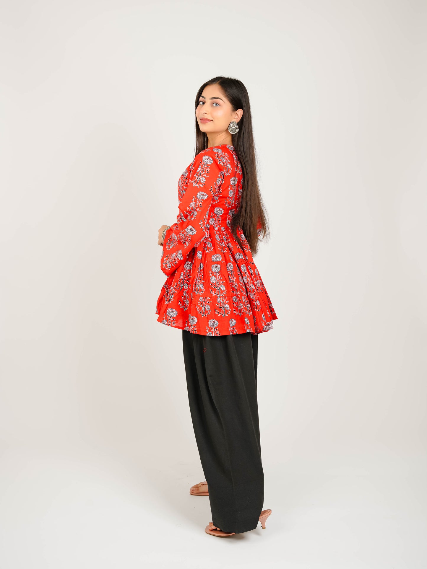MONOMEE VAARAHI FARSHI SALWAR KURTA SET