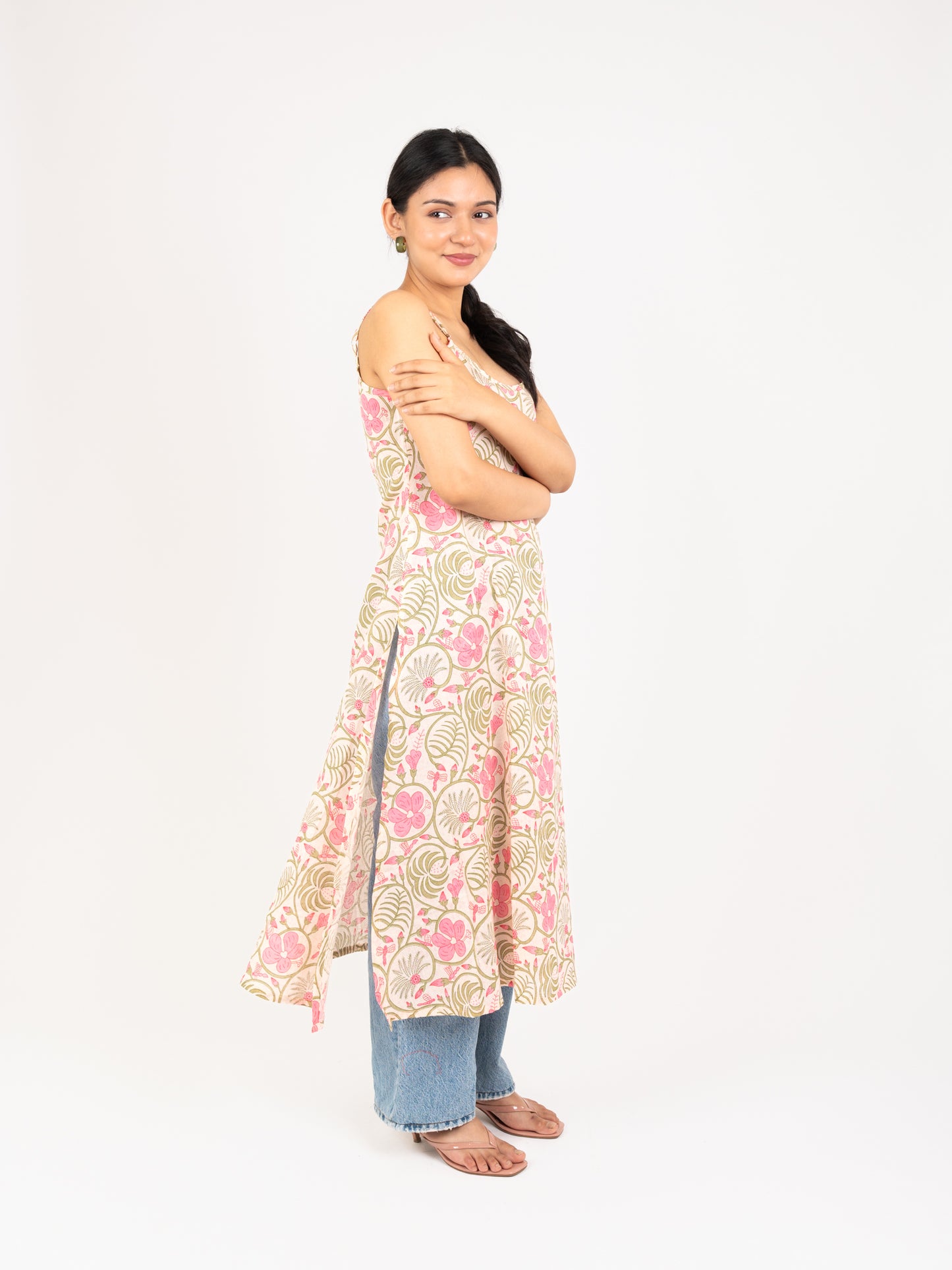 MONOMEE CHARVI PINK FLORAL PRINTED KURTI