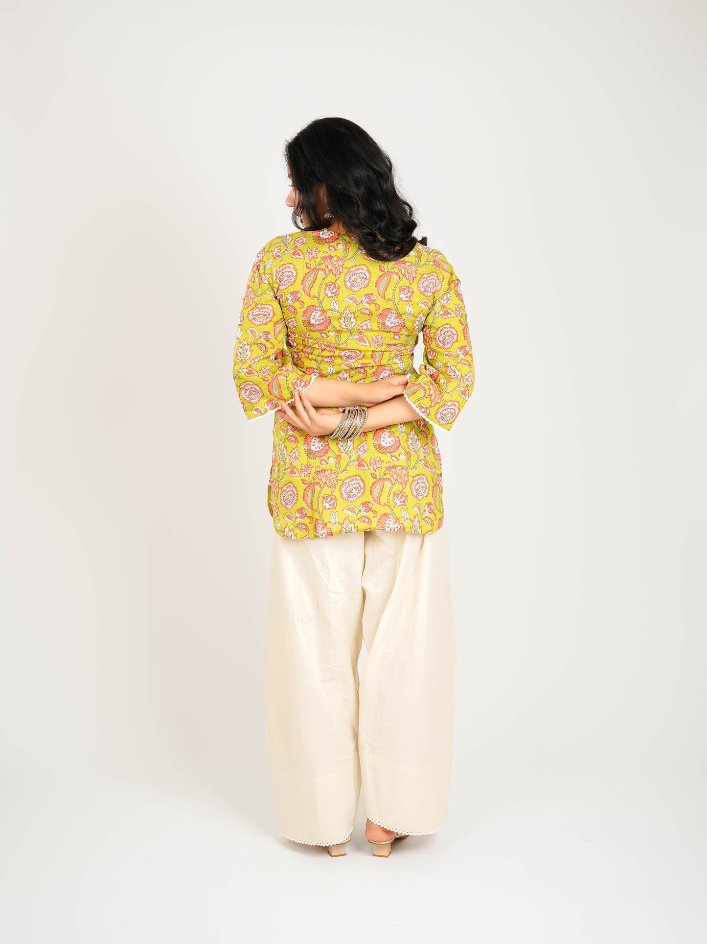 MONOMEE KARUNA FARSHI SALWAR KURTA SET