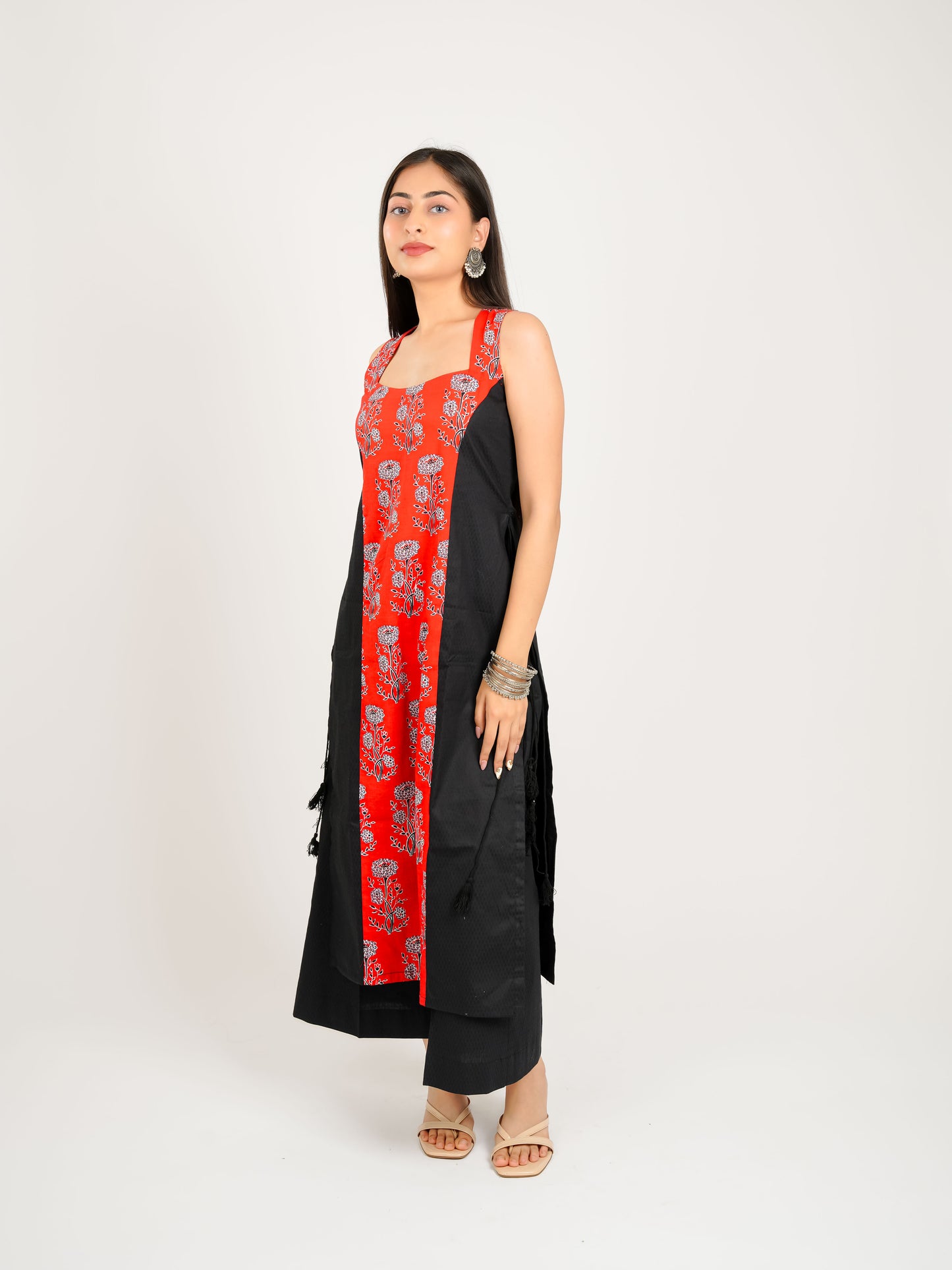 MONOMEE VAMIKA RED BLACK KURTA SET