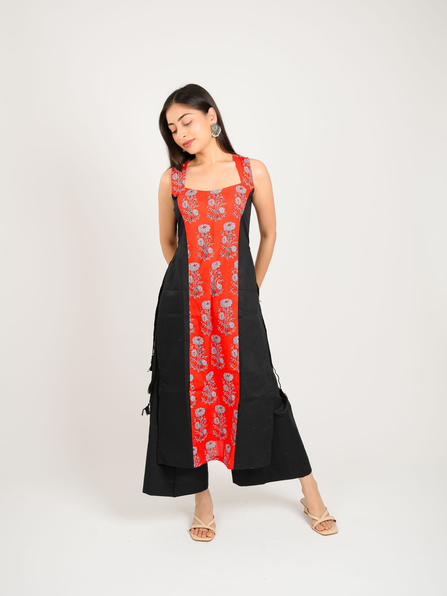 MONOMEE VAMIKA RED BLACK KURTA SET