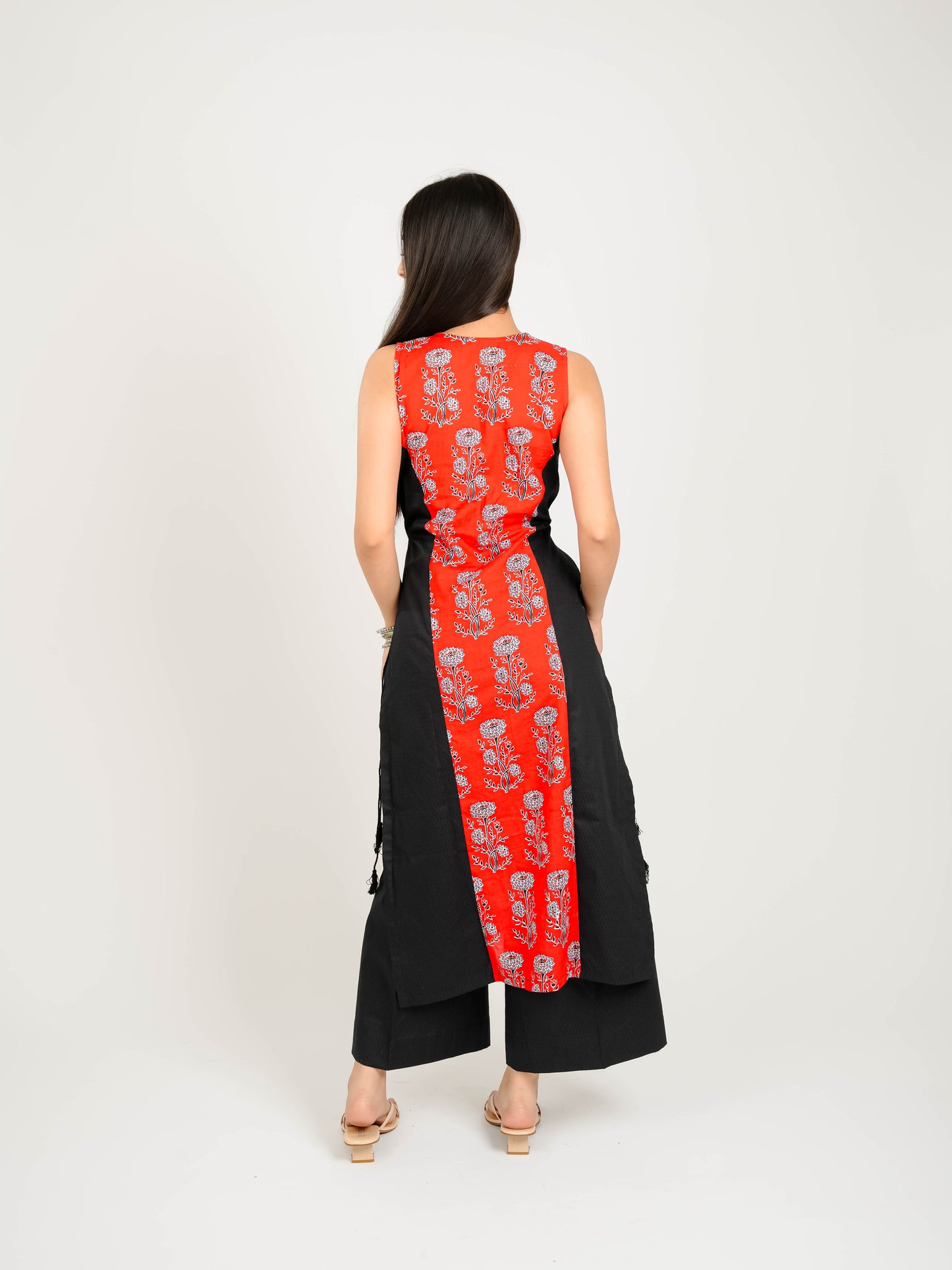 MONOMEE VAMIKA RED BLACK KURTA SET