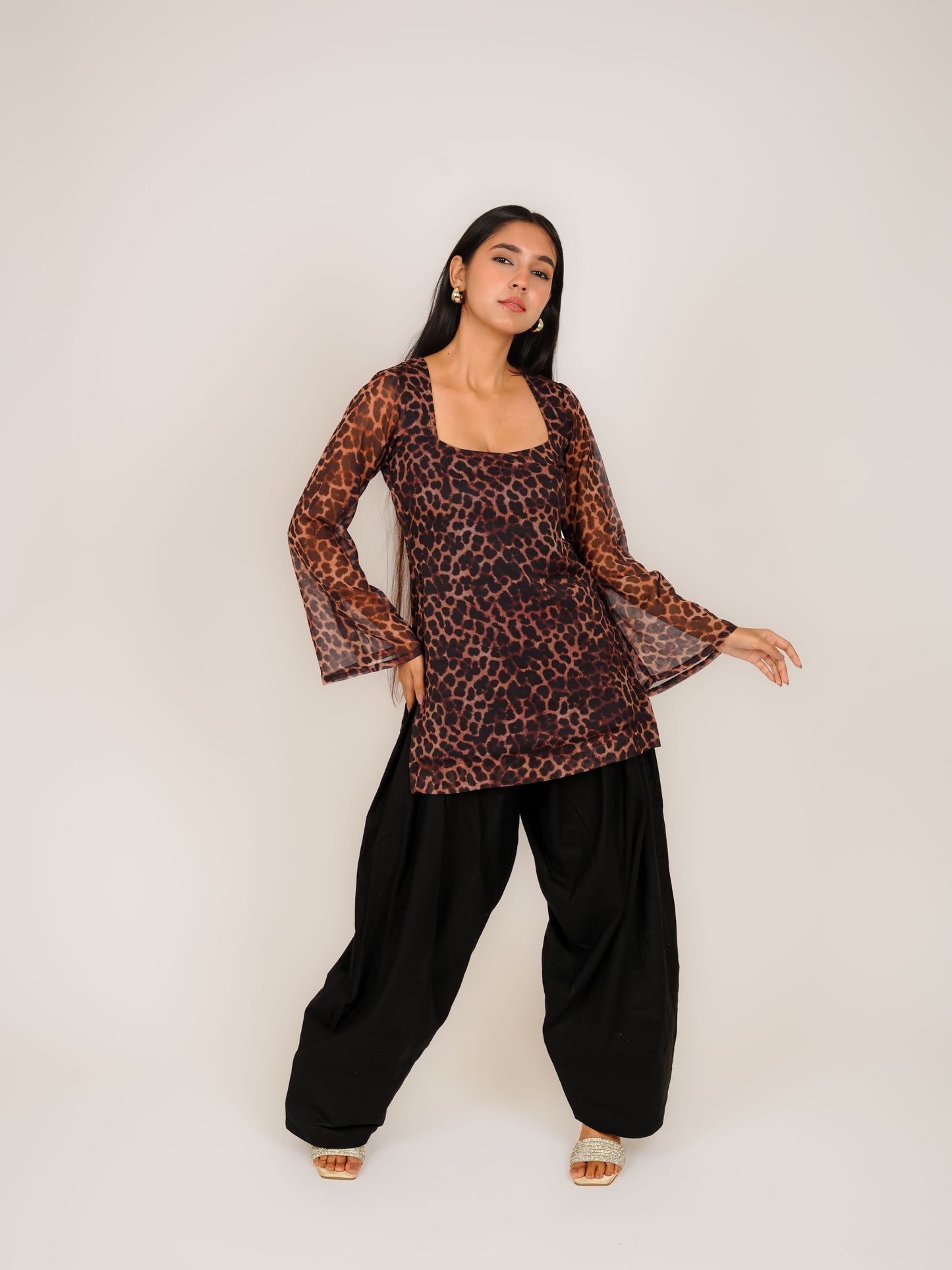 MONOMEE INAAYA LEOPARD PRINT BELL SLEEVE KURTI