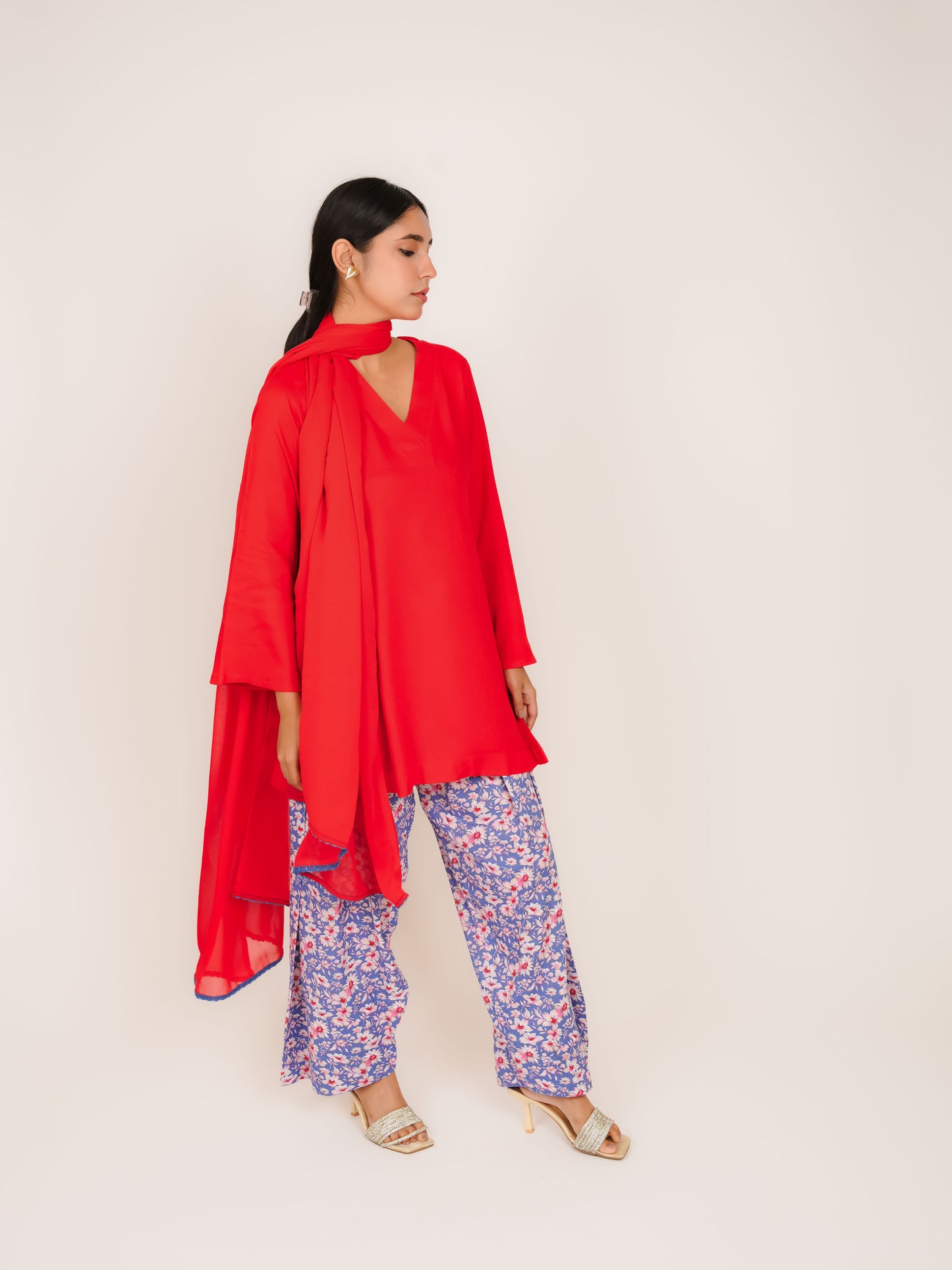 AMAIRA RED FARSHI SALWAR SUIT SET WITH DUPATTA