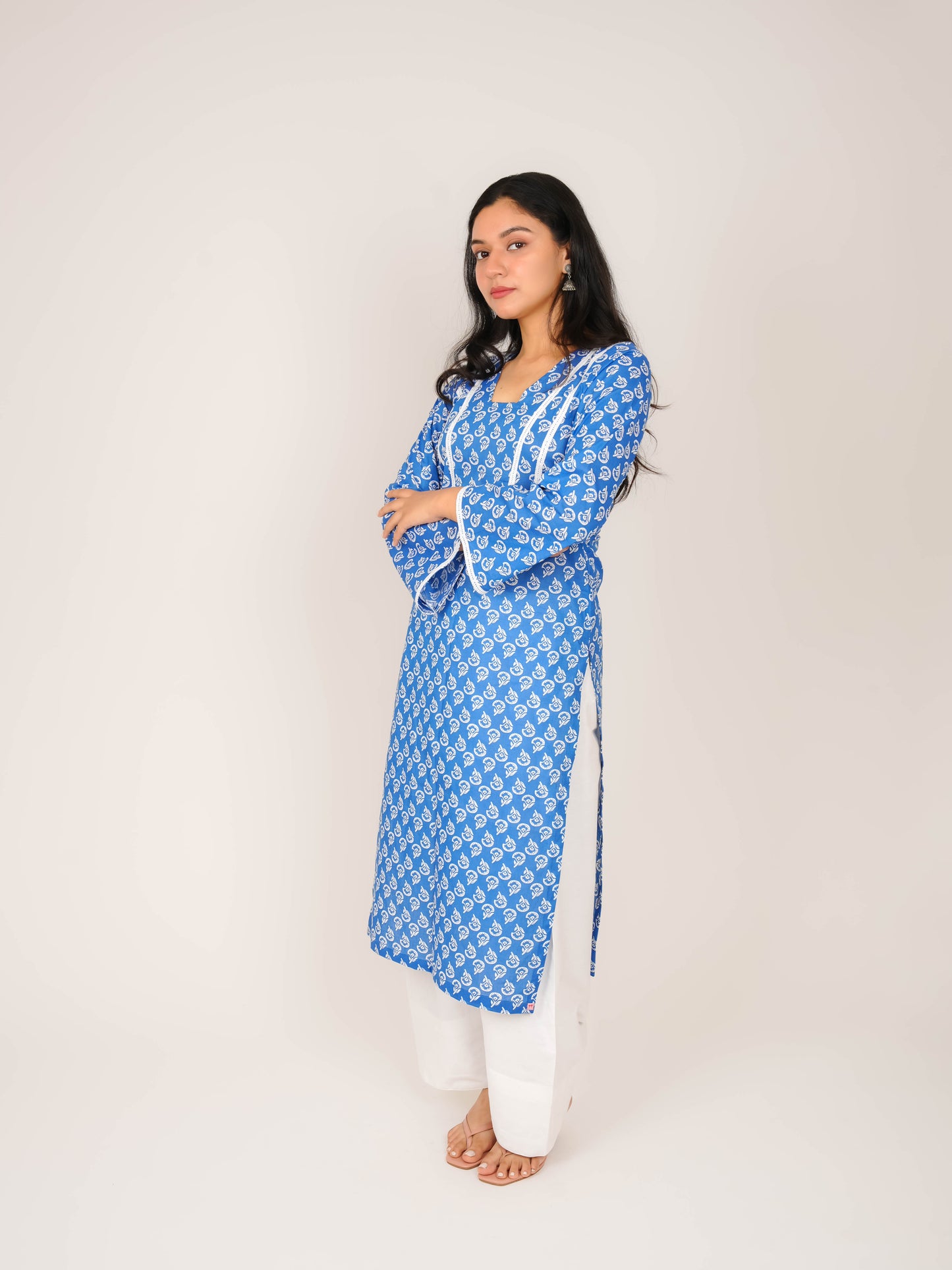 MONOMEE DIYA INDIGO BELL SLEEVE LACE KURTI