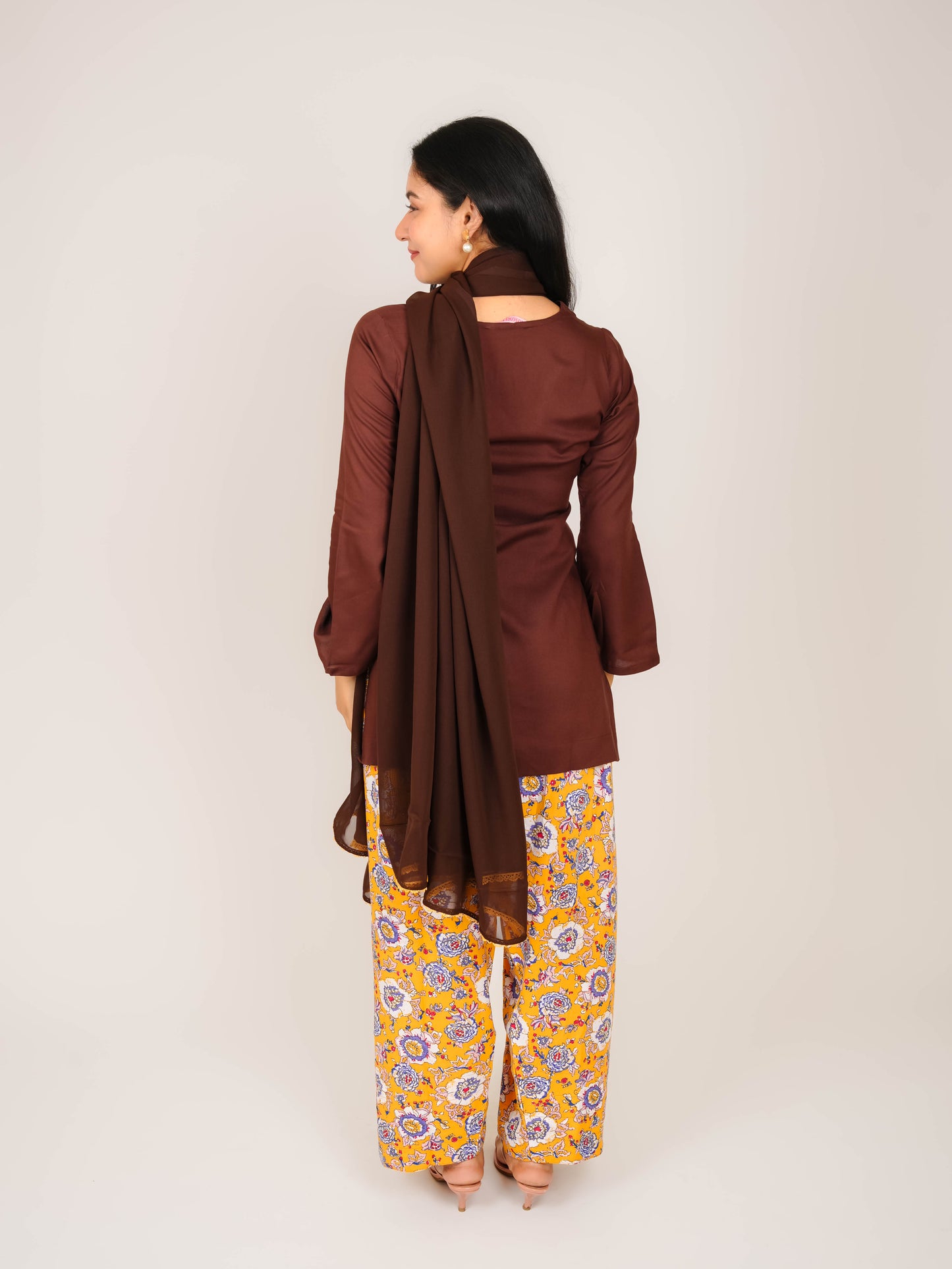 RIYAANSHI BROWN FARSHI SALWAR SUIT SET WITH DUPATTA