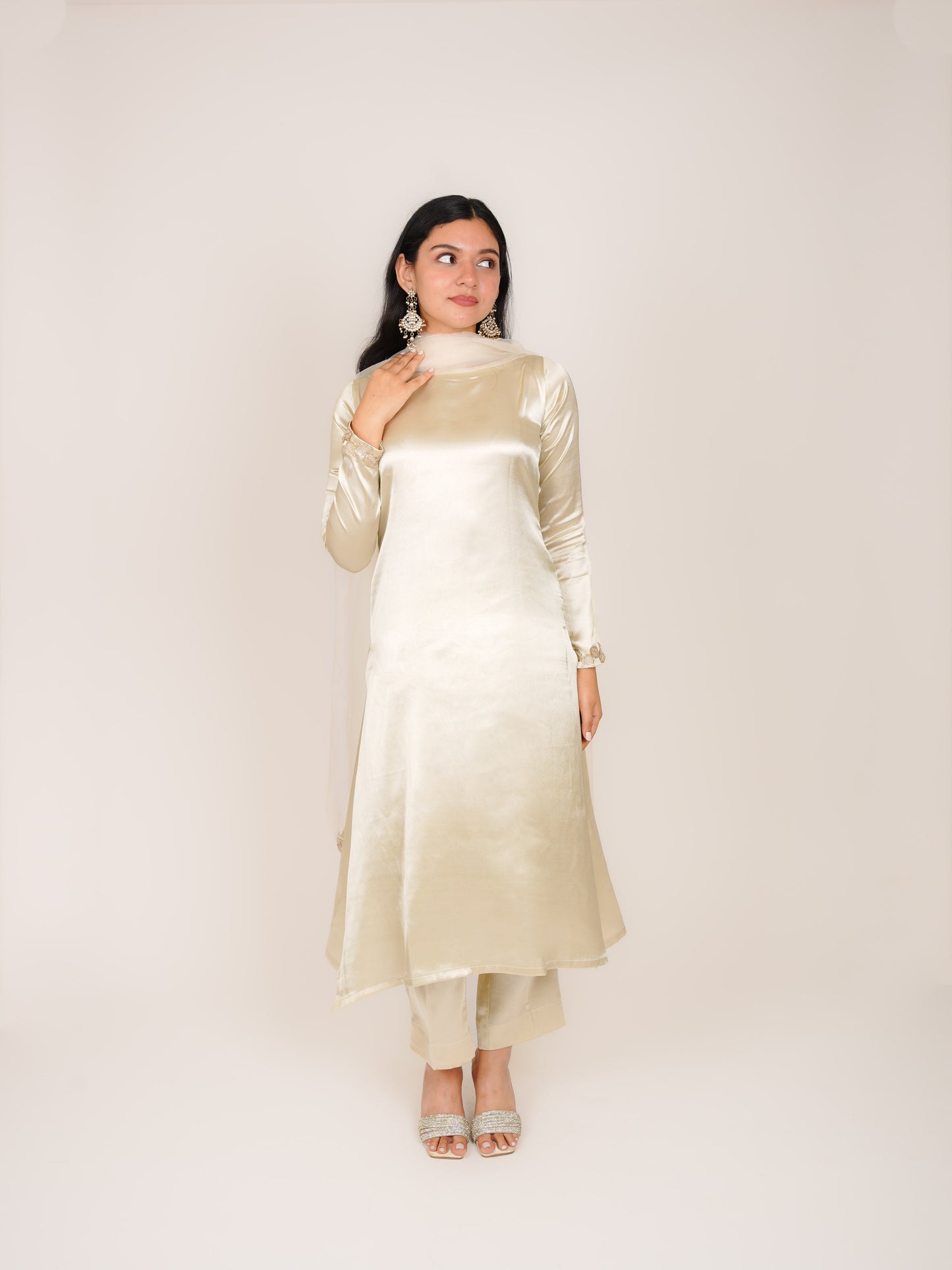 VIHANA OFF-WHITE SATIN A-LINE KURTA WITH TROUSERS & DUPATTA