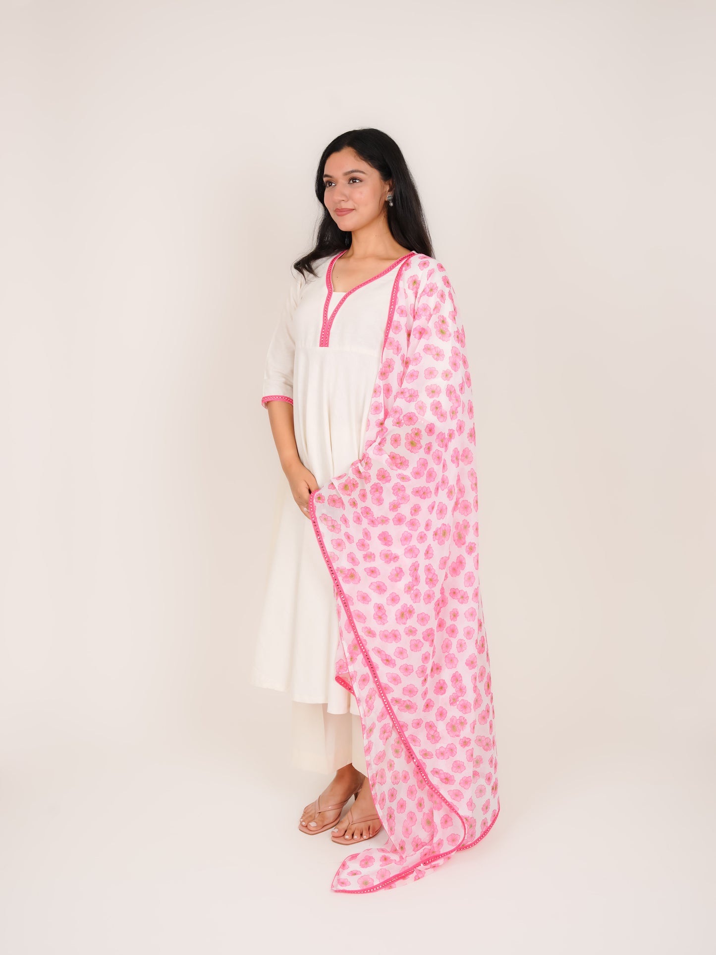 AAROHI WHITE COTTON SUIT SET WITH FLORAL PRINT DUPATTA