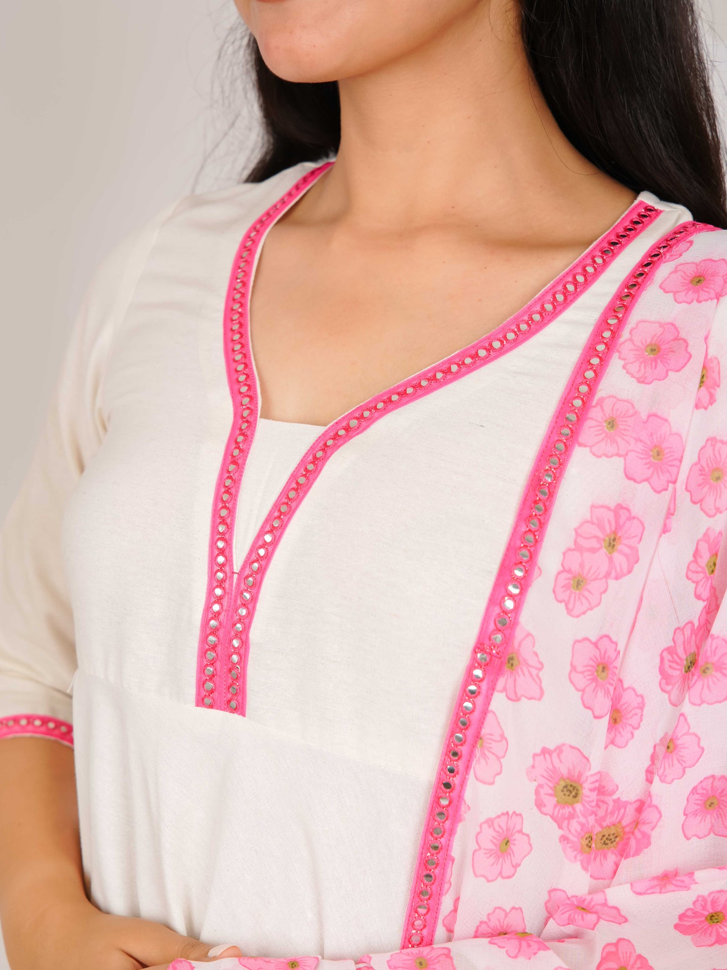 AAROHI WHITE COTTON SUIT SET WITH FLORAL PRINT DUPATTA