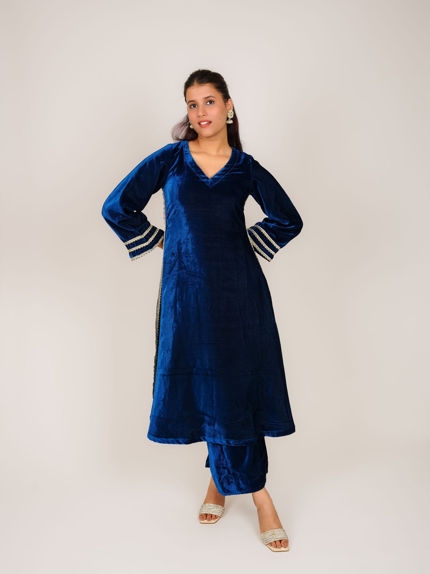 VRUTIKA BLUE V-NECK BELL SLEEVE A-LINE VELVET KURTA WITH PALAZZOS