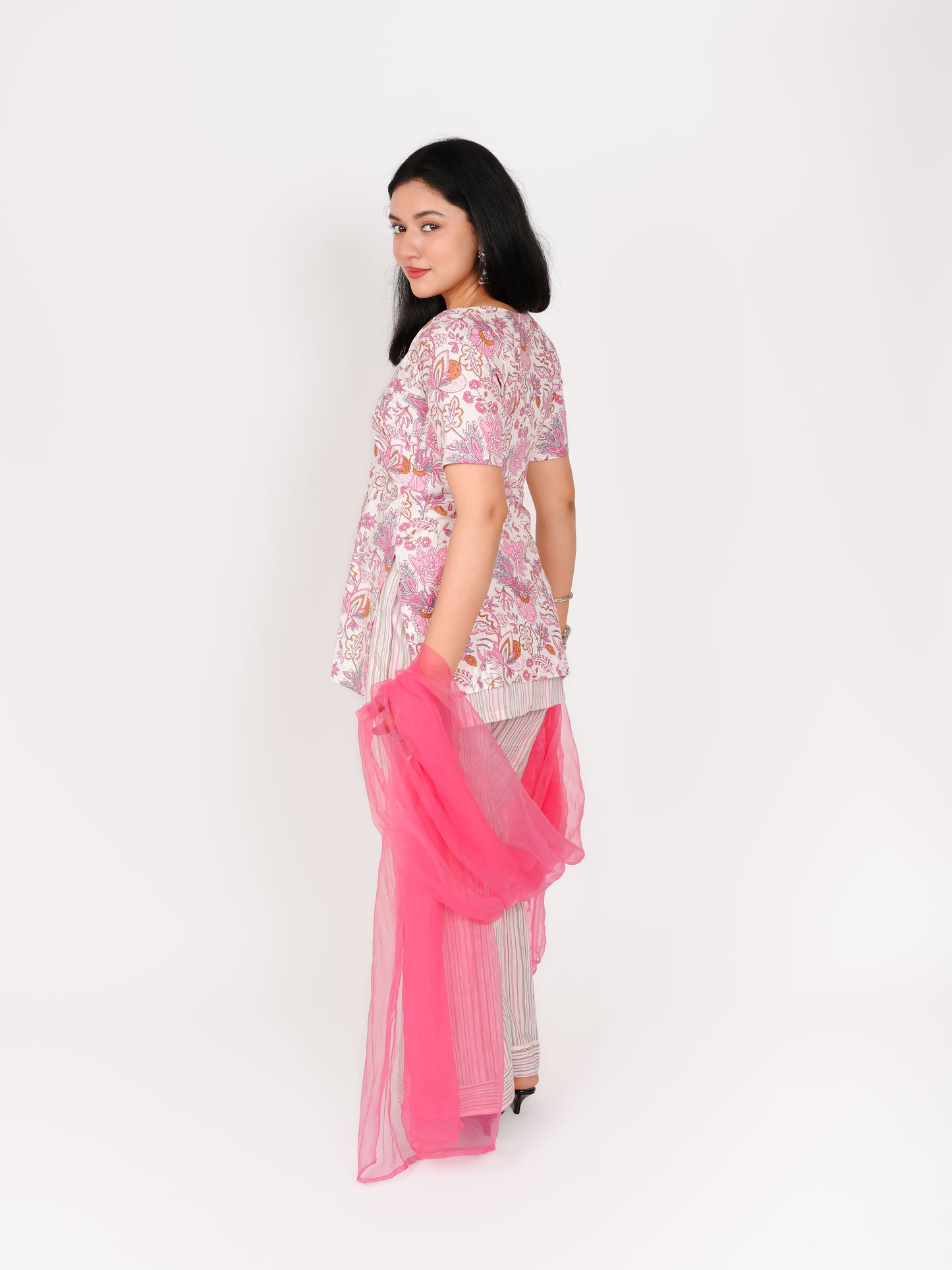 MONOMEE AIRA PURE COTTON SHORT KURTI WITH PALAZZOS, JACKET & DUPATTA