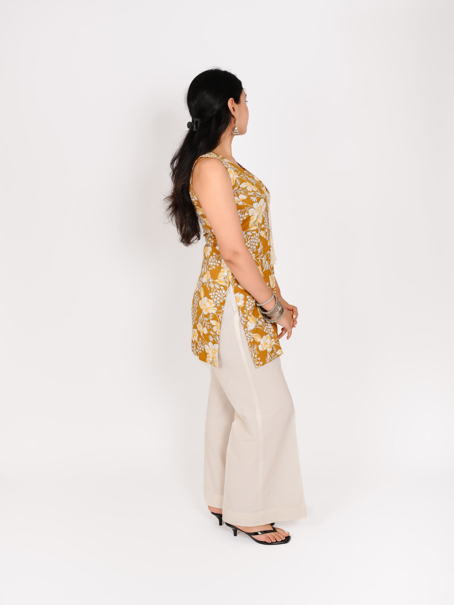 MONOMEE OSHAVI DORI NECK KURTA SET WITH PALAZZO