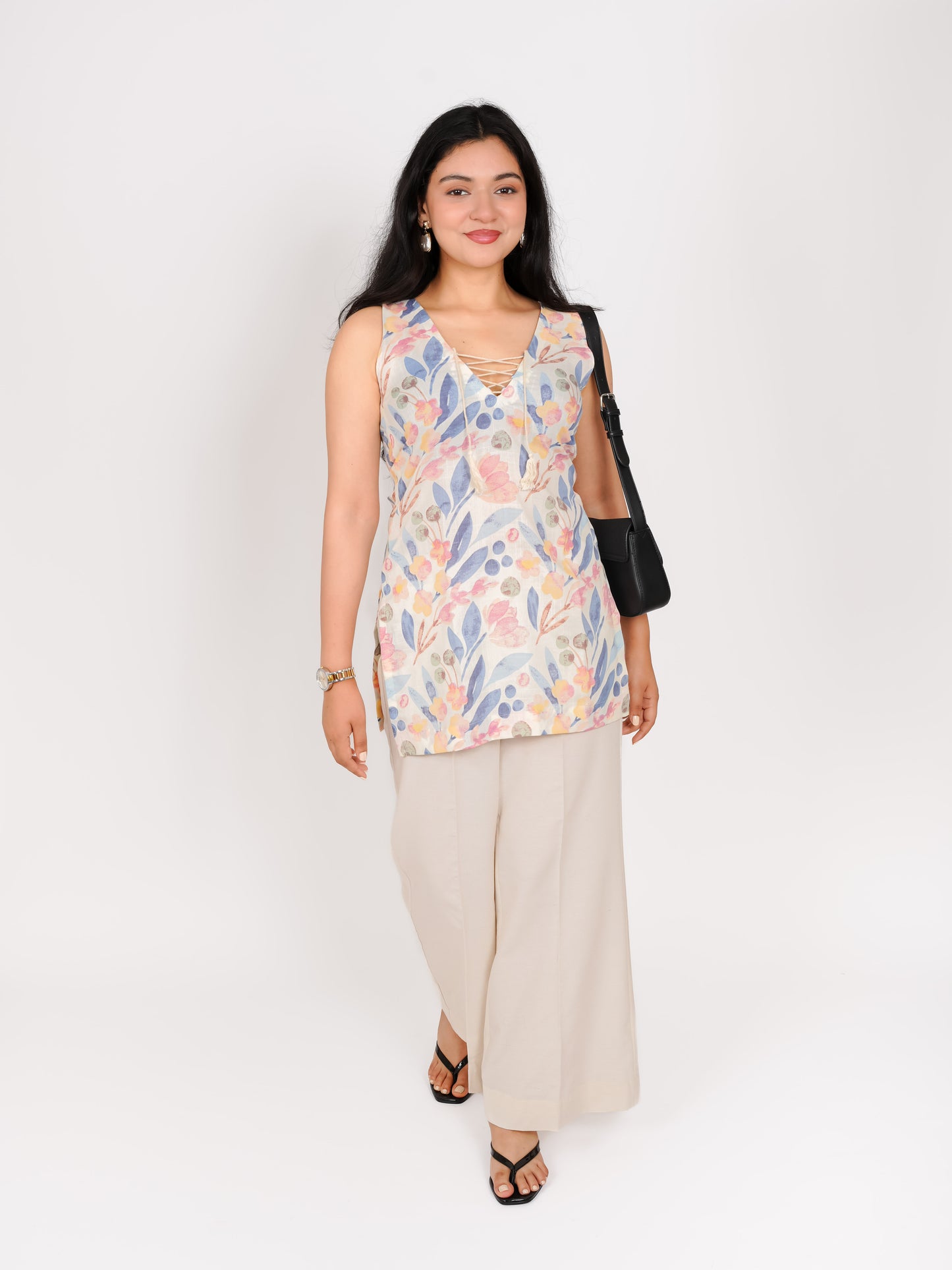MONOMEE RIDDHAYA DORI NECK KURTA SET WITH PALAZZO