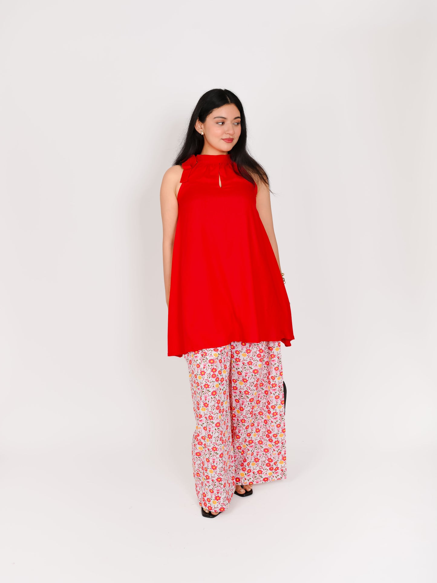 MONOMEE DREEVA RED FLORAL HALTER NECK FARSHI SALWAR SET