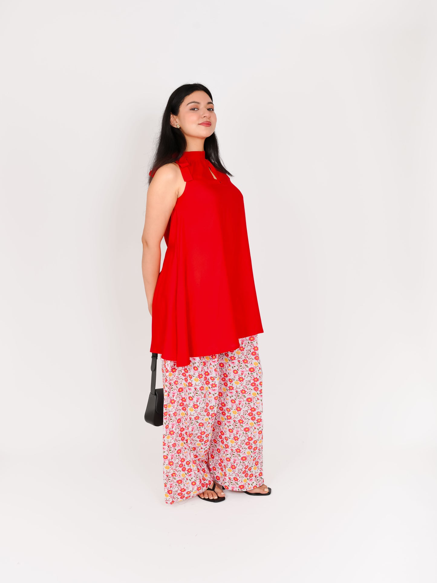 MONOMEE DREEVA RED FLORAL HALTER NECK FARSHI SALWAR SET