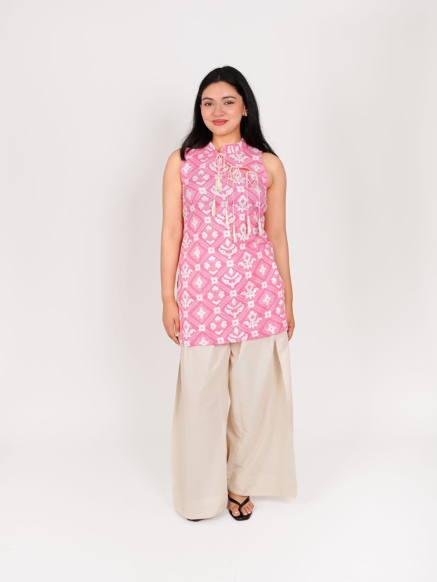 MONOMEE VEDAVI PINK FARSHI SALWAR SET WITH MANDARIN COLLAR