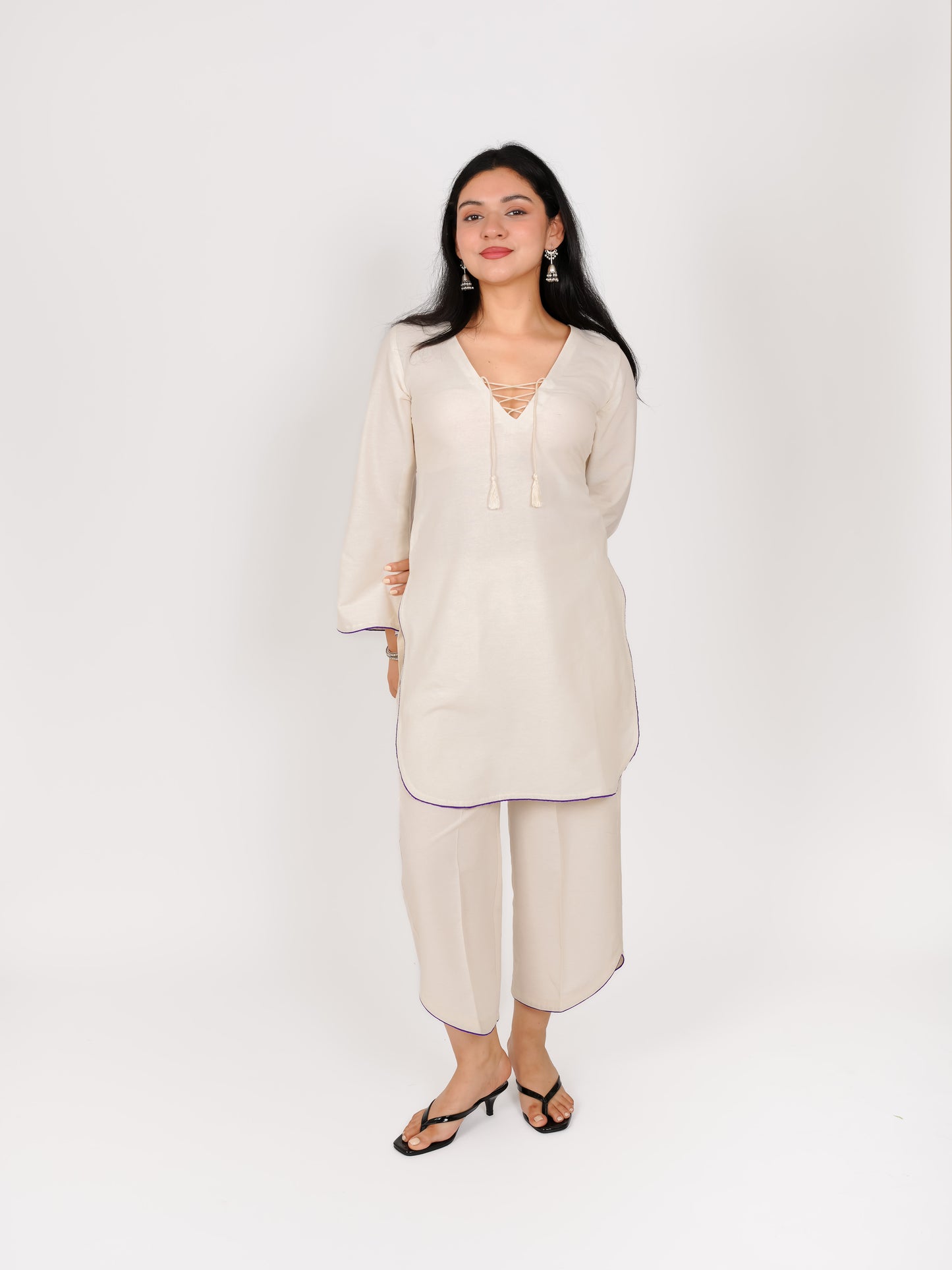 MONOMEE REVA OFF-WHITE NECK DORI KURTA SET