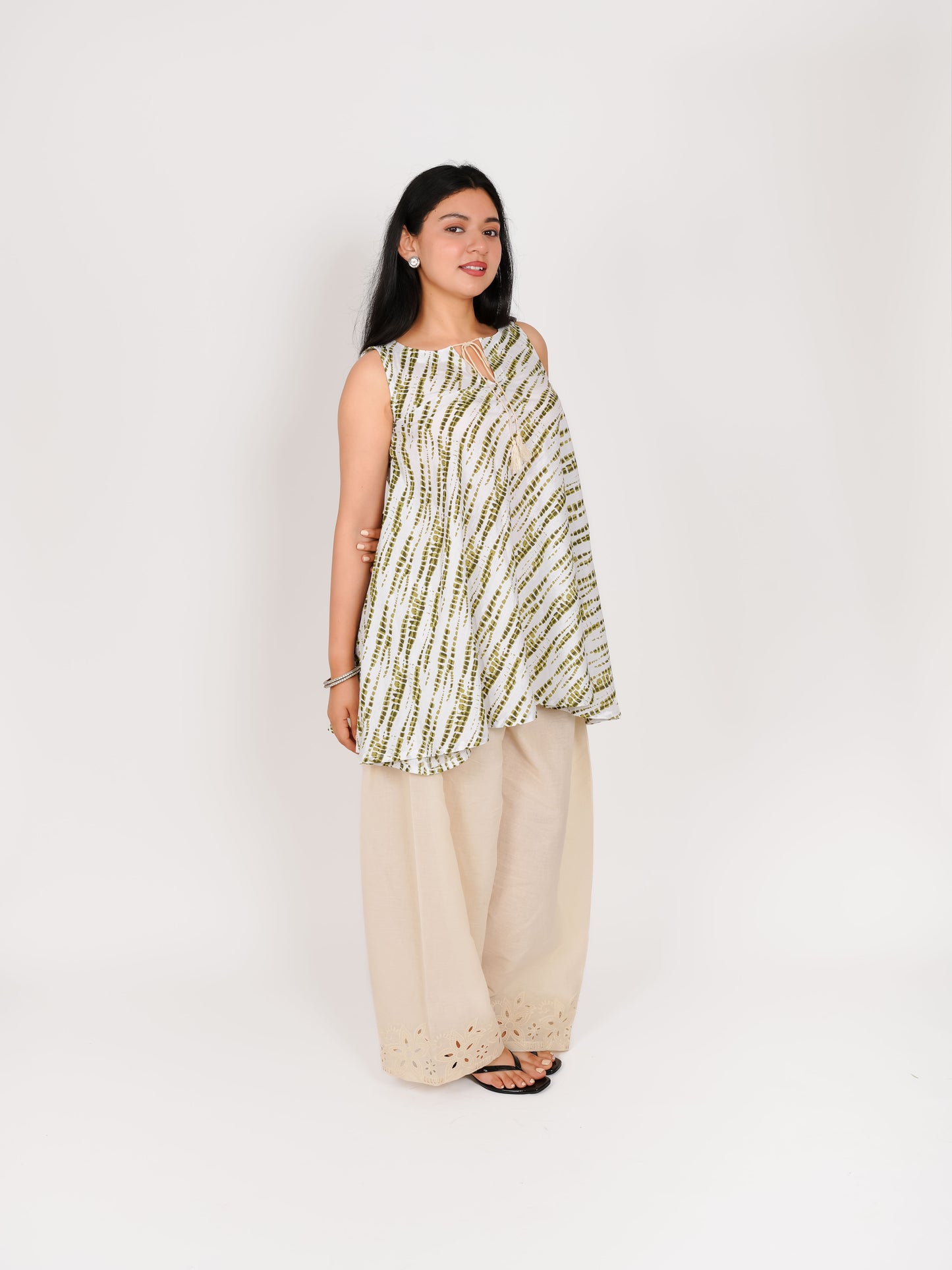 MONOMEE TISHYA LEHERIYA A-LINE KURTA WITH FARSHI SALWAR SET