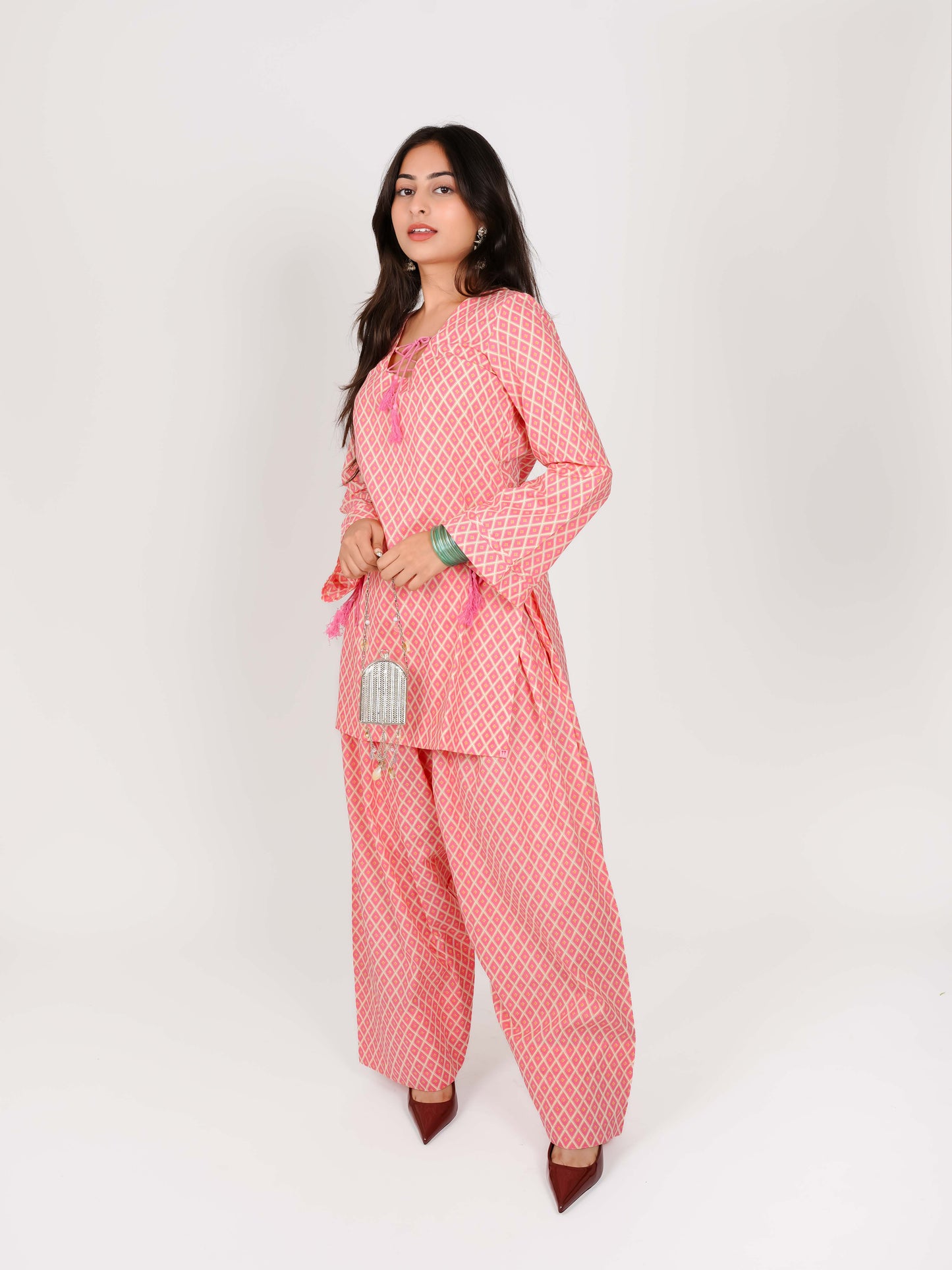 MONOMEE IRYA PINK DORI FARSHI SALWAR SET